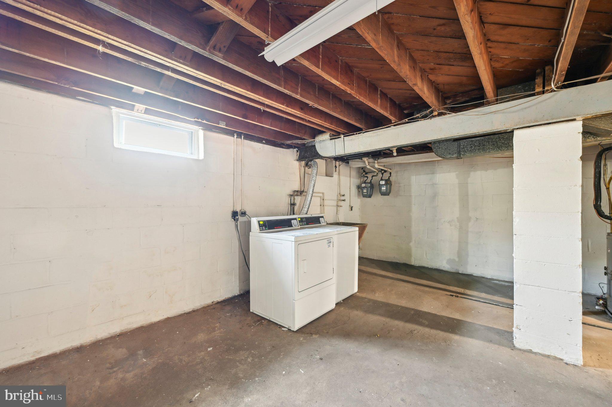 RAMBLEWOOD - Residential