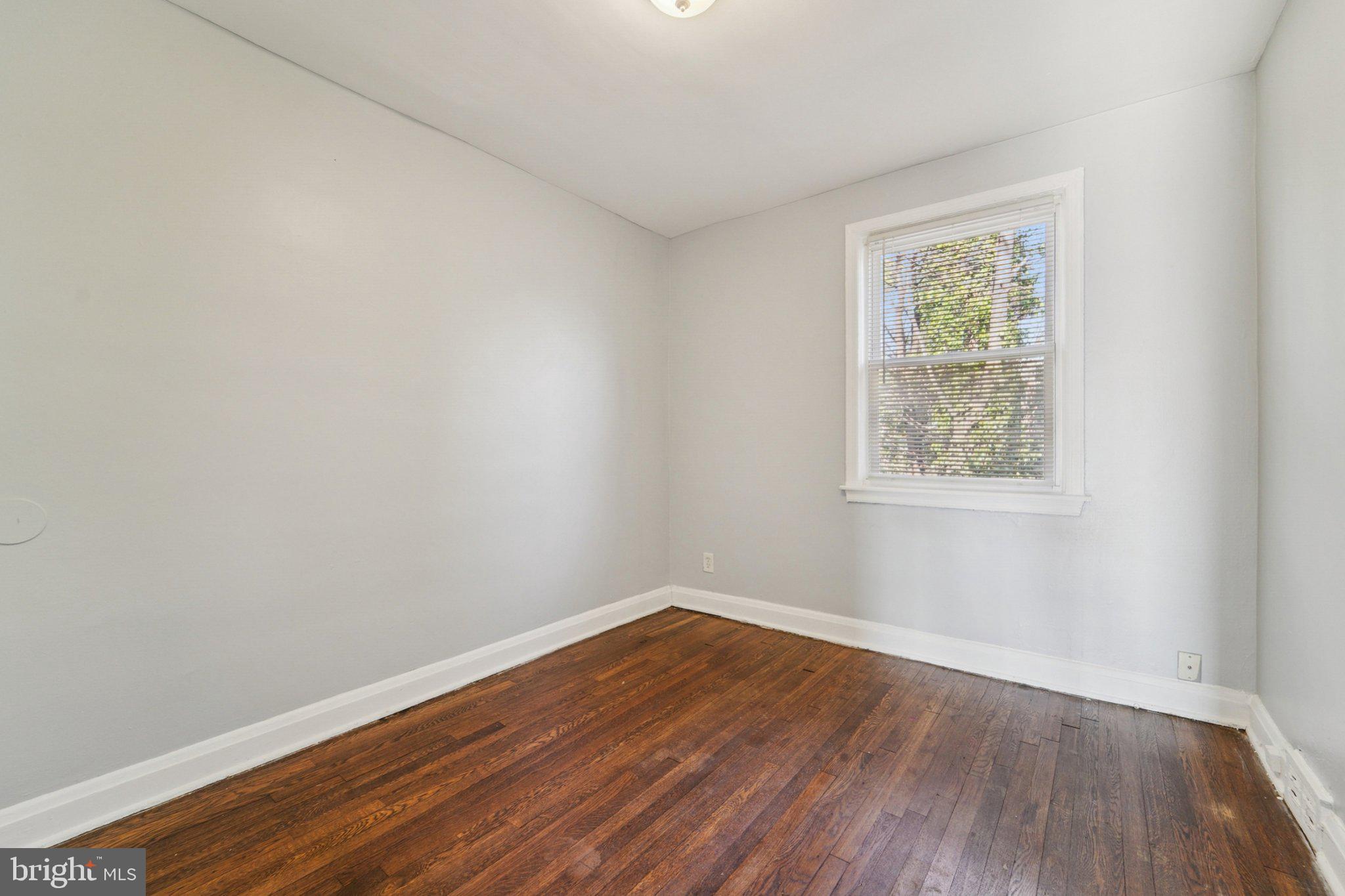 RAMBLEWOOD - Residential