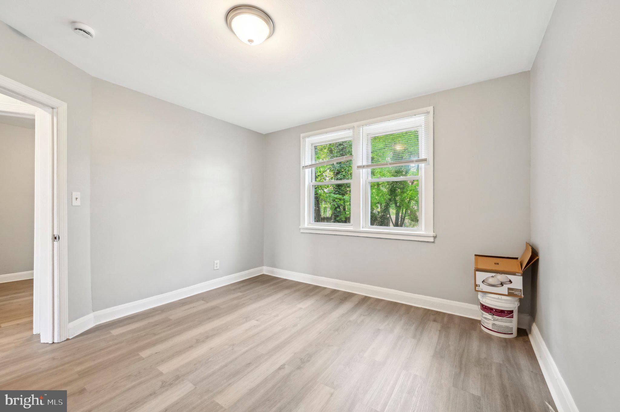 RAMBLEWOOD - Residential