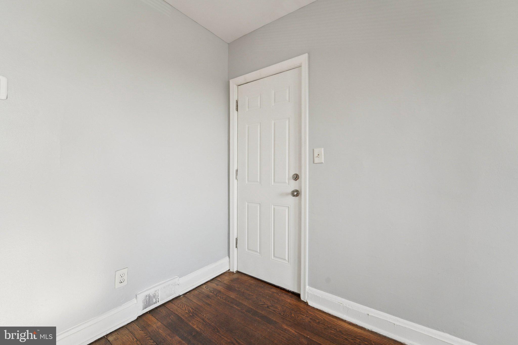 RAMBLEWOOD - Residential