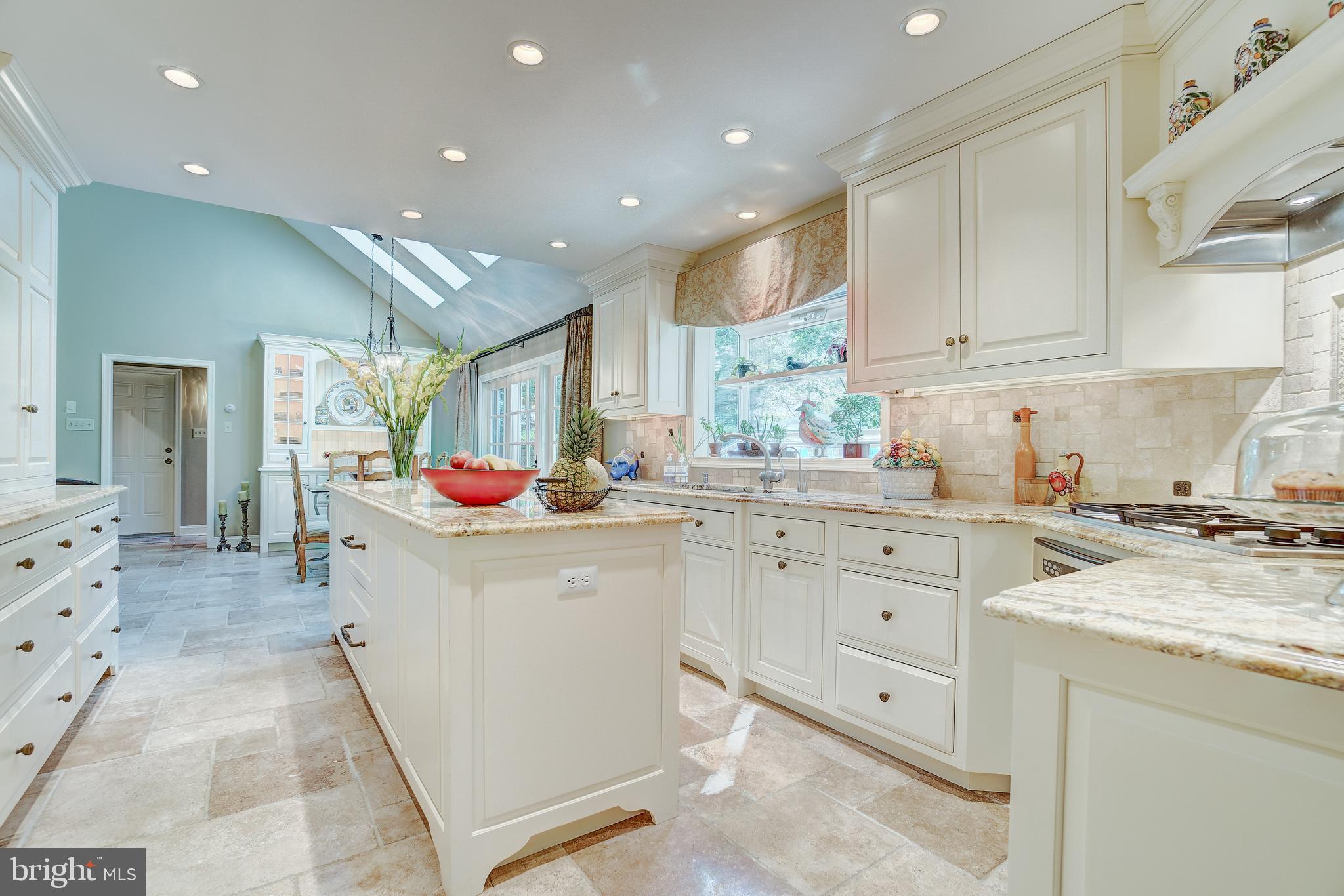 GREENE COUNTRIE VI - Residential