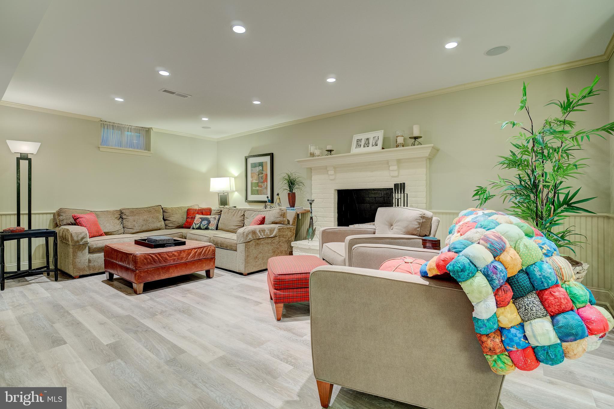 GREENE COUNTRIE VI - Residential