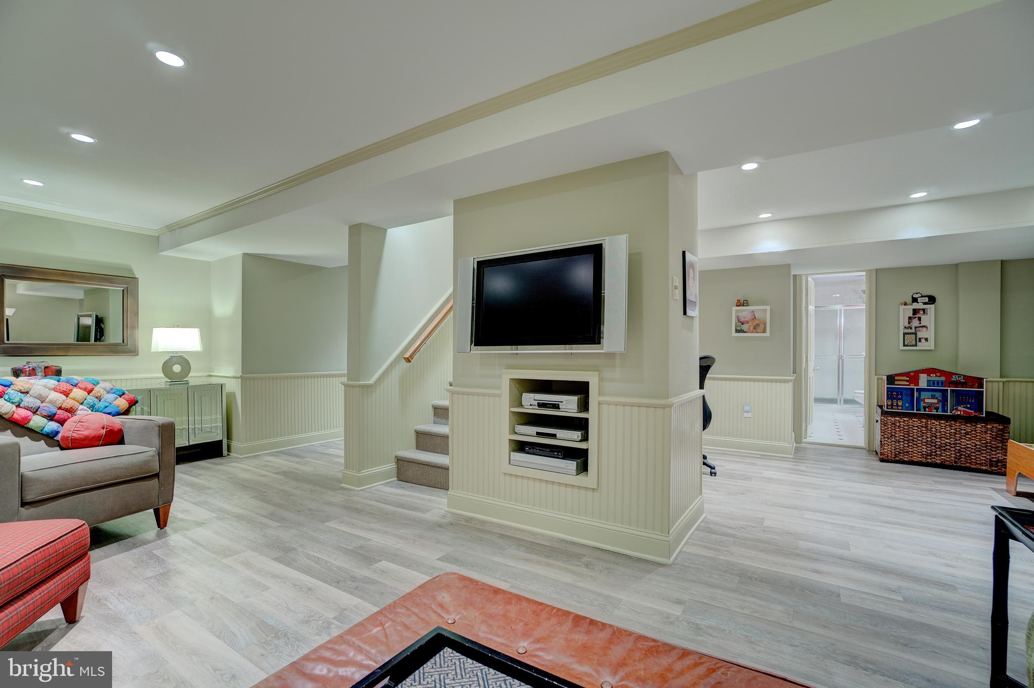 GREENE COUNTRIE VI - Residential