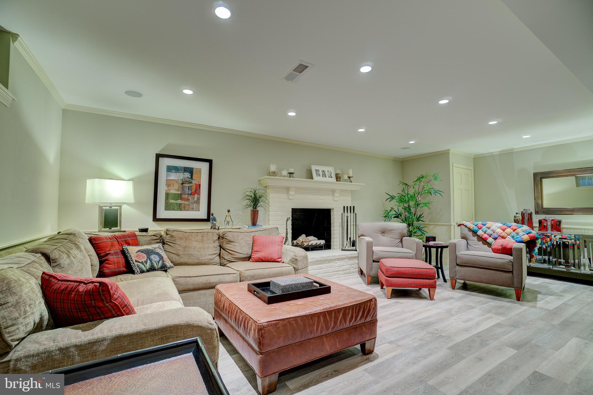 GREENE COUNTRIE VI - Residential