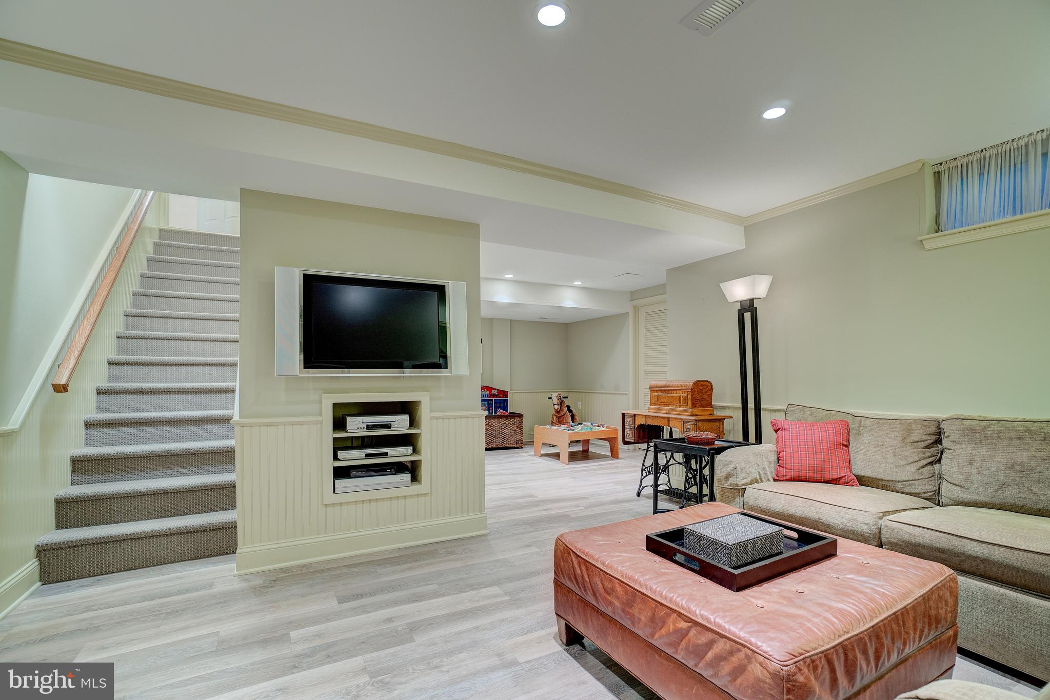 GREENE COUNTRIE VI - Residential