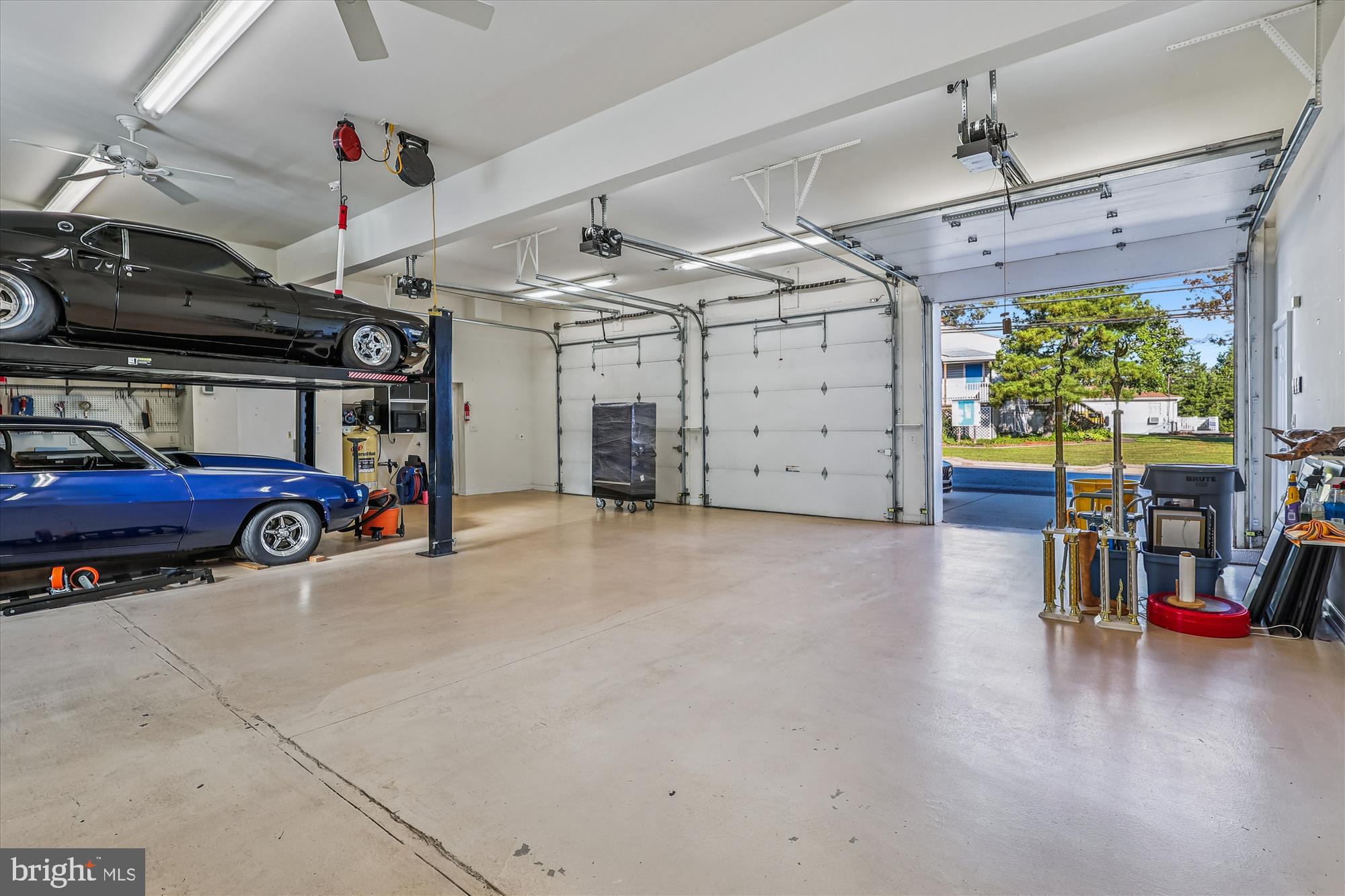 ORCHARD BEACH - Commercial Sale