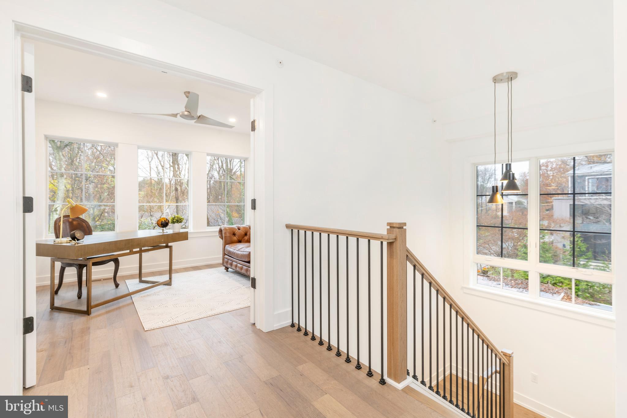 CHESTNUT HILL - Residential