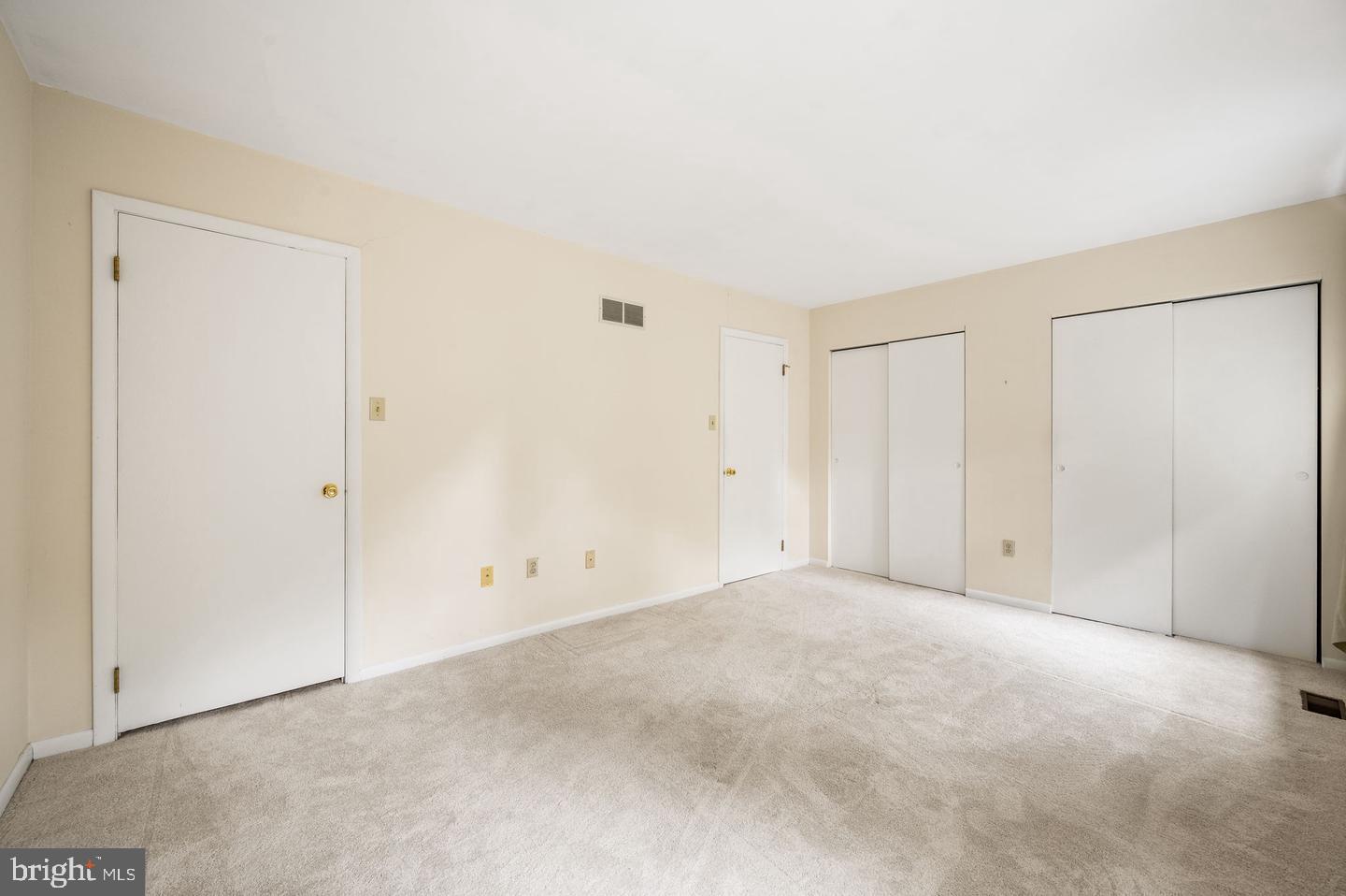 SEVEN SPRINGS - Residential Lease