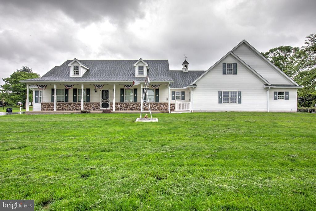 Photo of 57 Carriage Drive, GORDONVILLE, PA 17529 (MLS # PALA2069600)