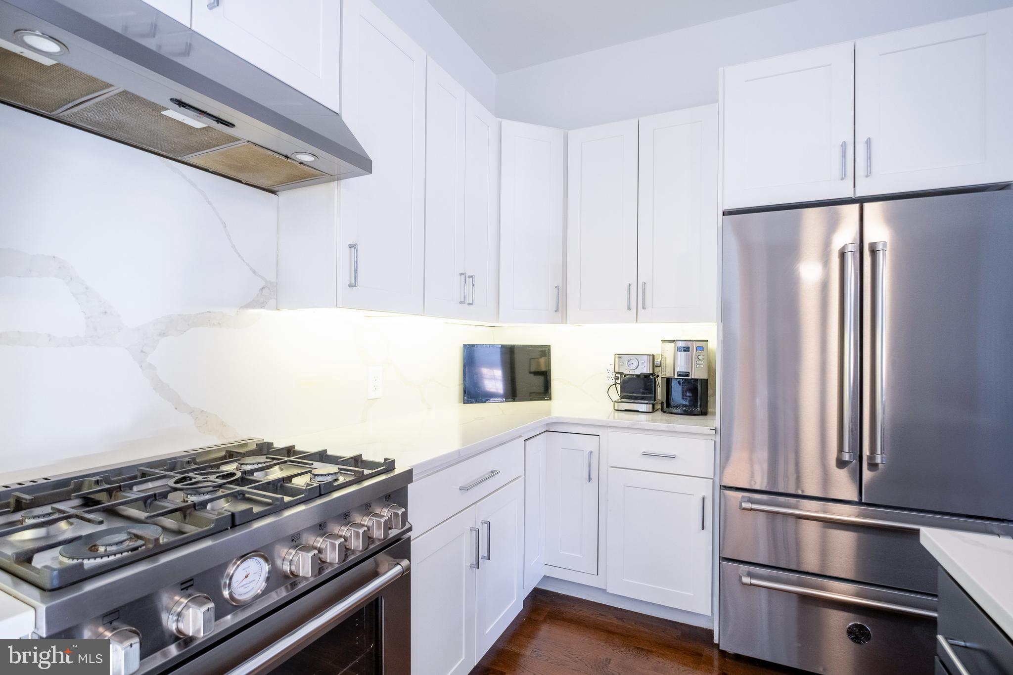 PHILADELPHIA - Residential