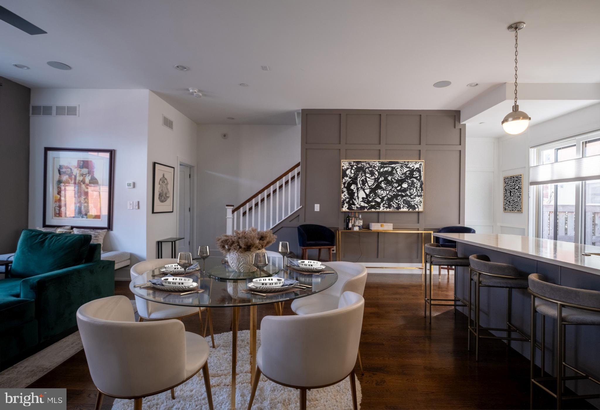 PHILADELPHIA - Residential