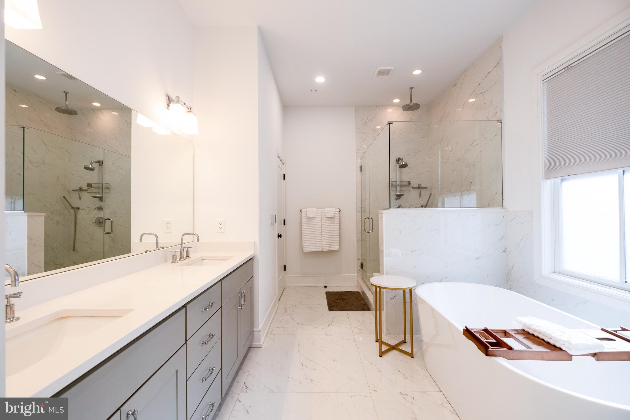 PHILADELPHIA - Residential