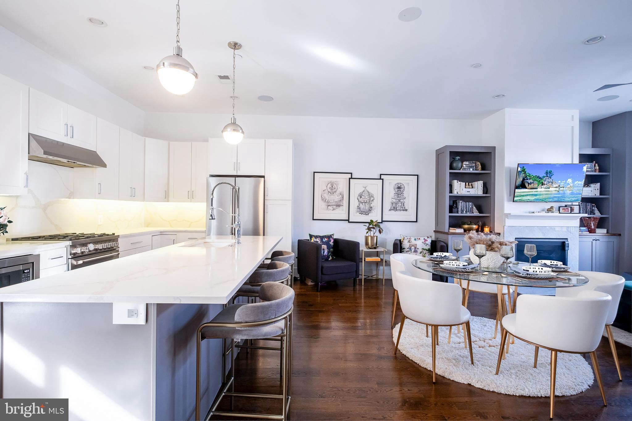 PHILADELPHIA - Residential