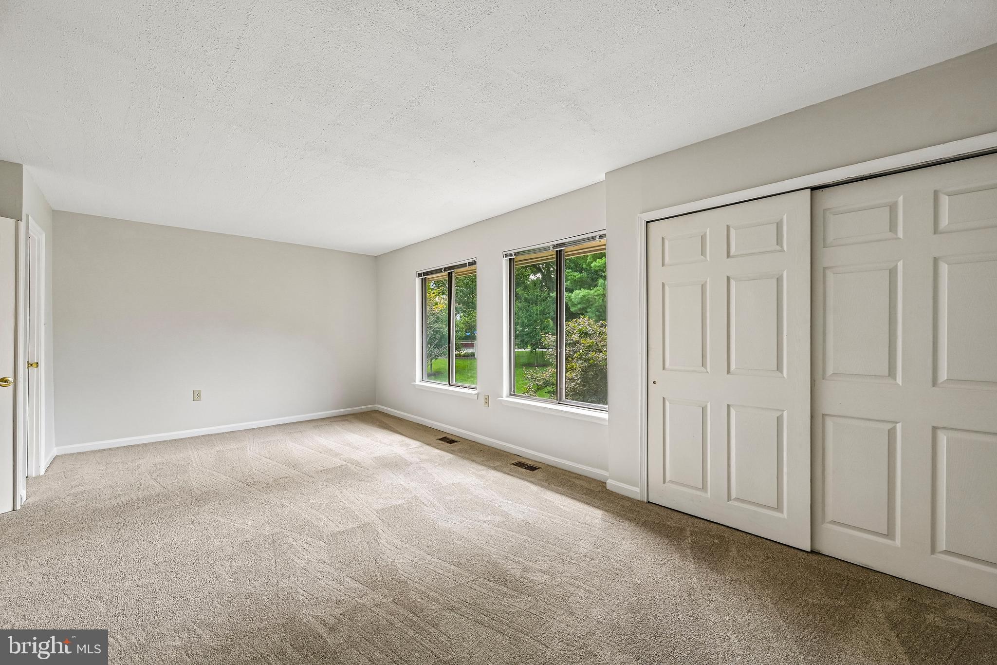 5829 HARNESS COURT 6-10