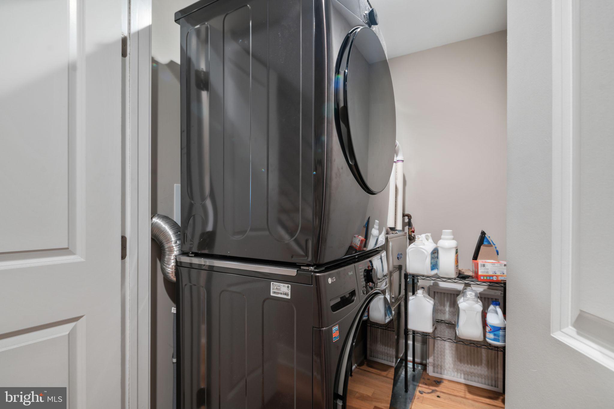 OLDE KENSINGTON - Residential