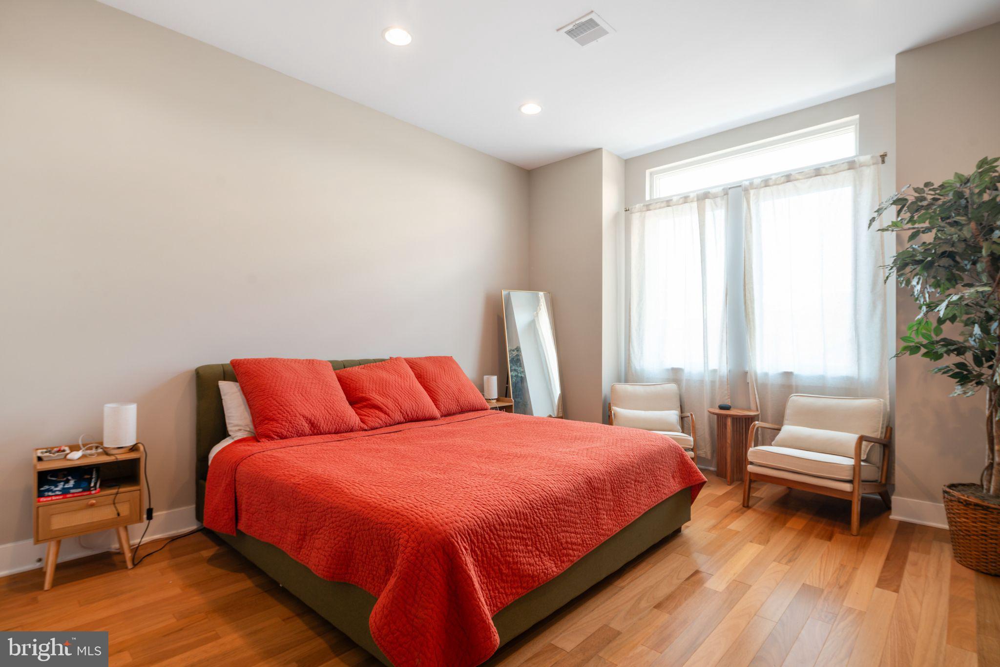 OLDE KENSINGTON - Residential