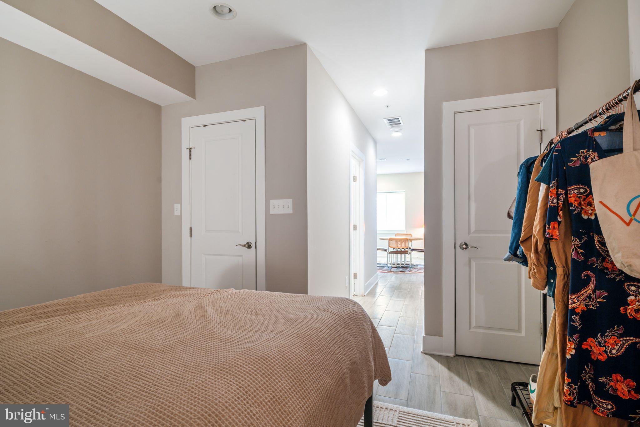 OLDE KENSINGTON - Residential