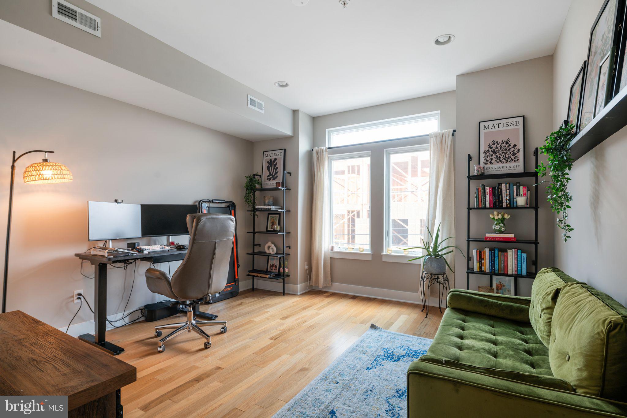 OLDE KENSINGTON - Residential