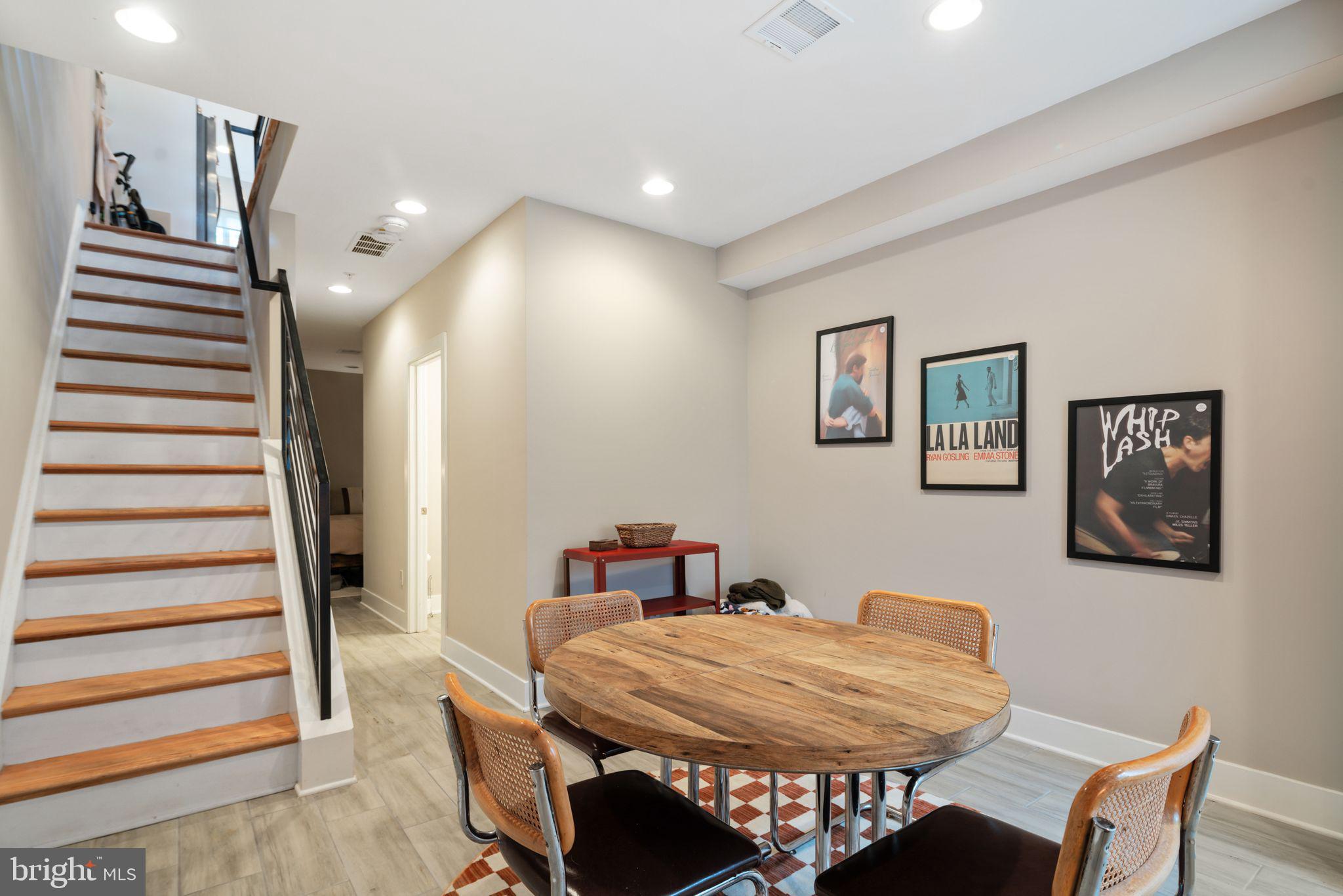 OLDE KENSINGTON - Residential