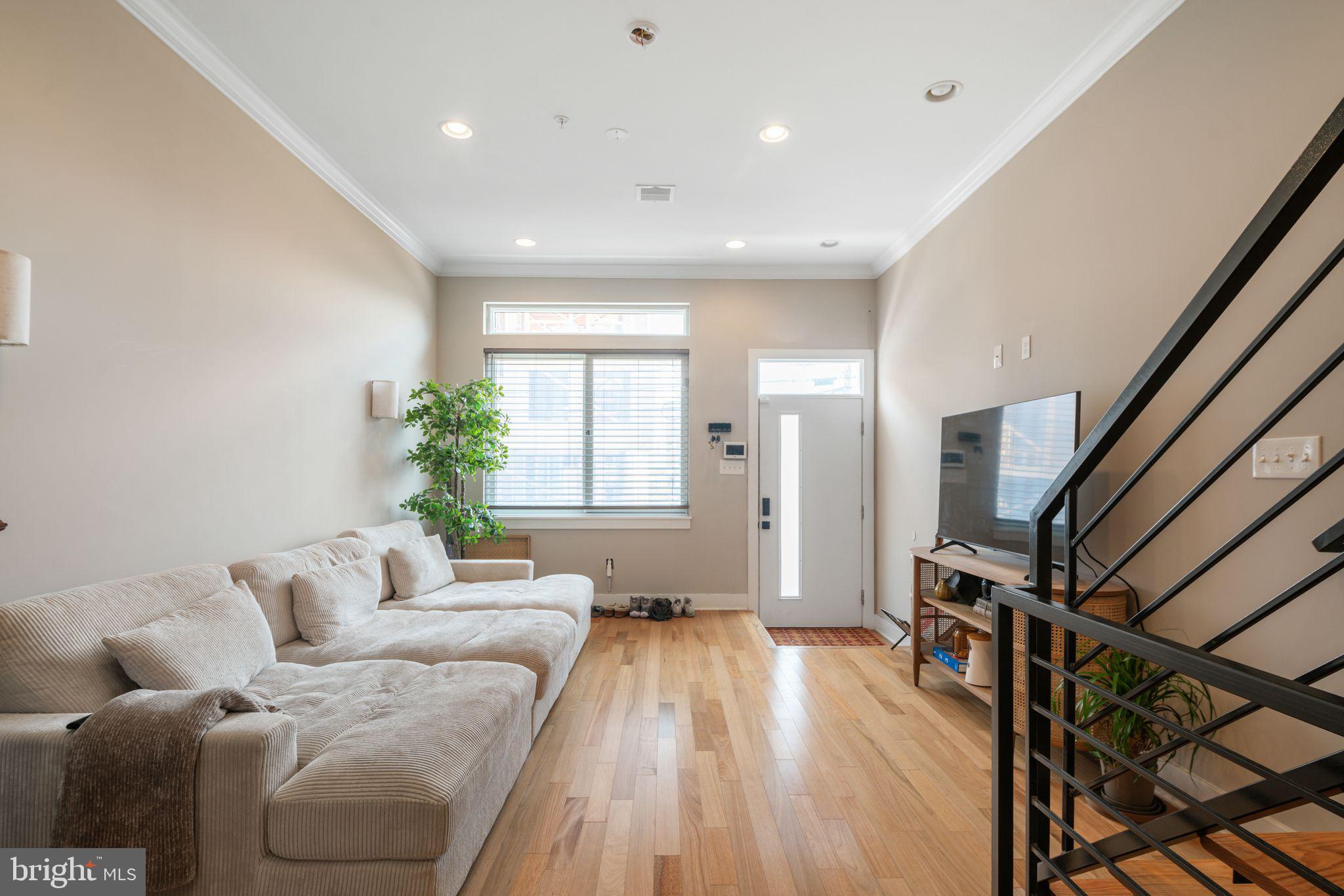 OLDE KENSINGTON - Residential