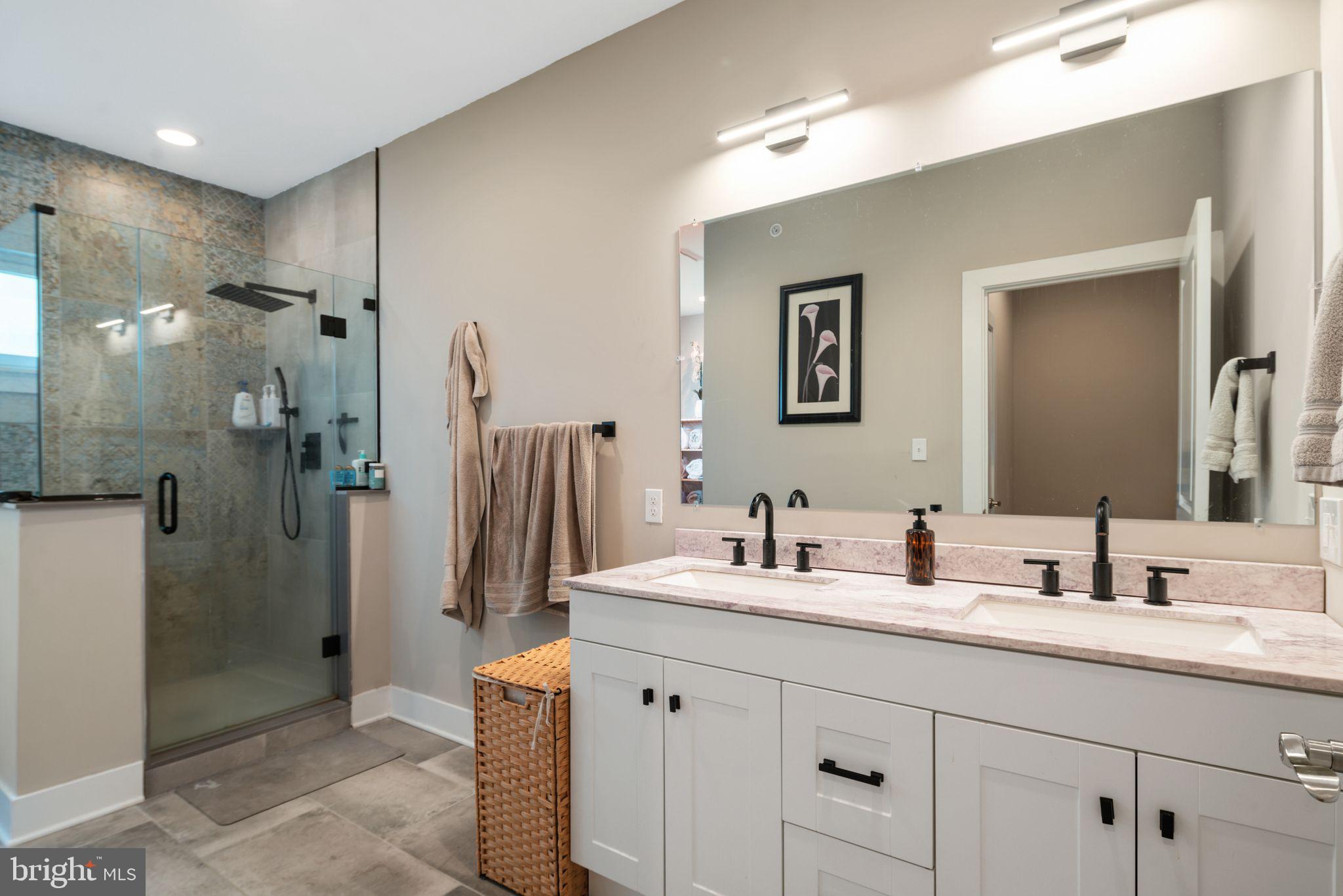 OLDE KENSINGTON - Residential