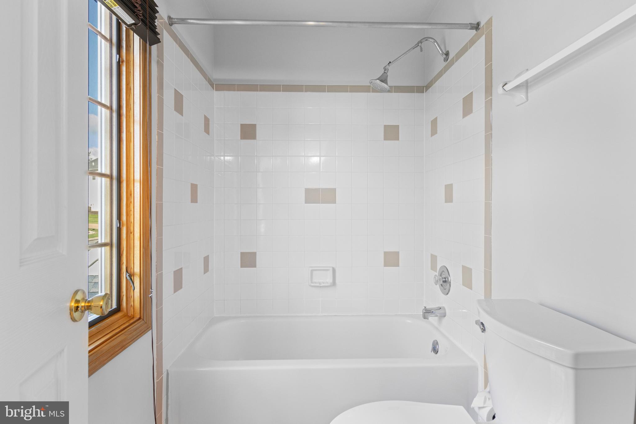 CEDAR GROVE FARM - Residential