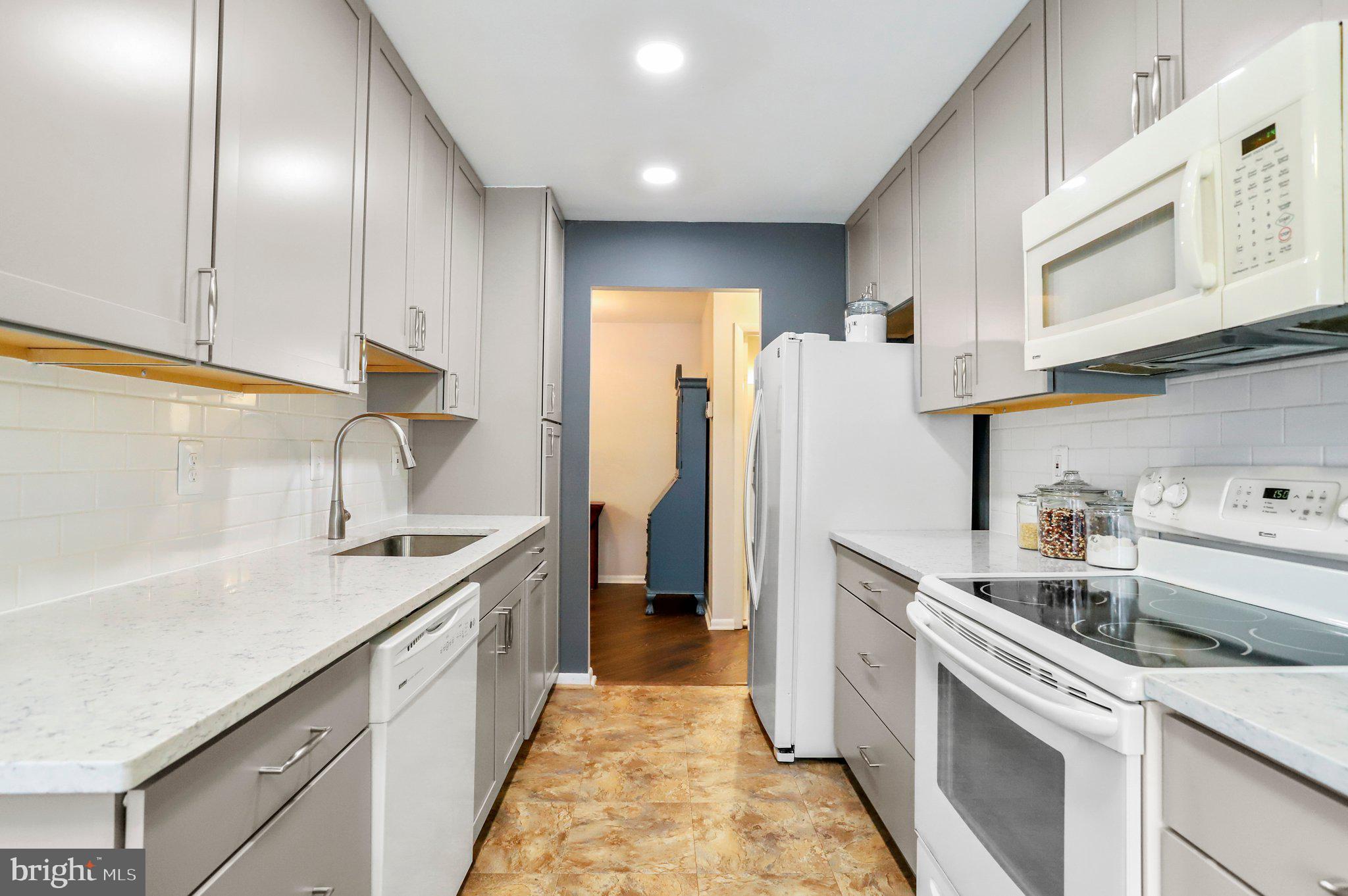 VILLAS WILLOW COVE CODM - Residential