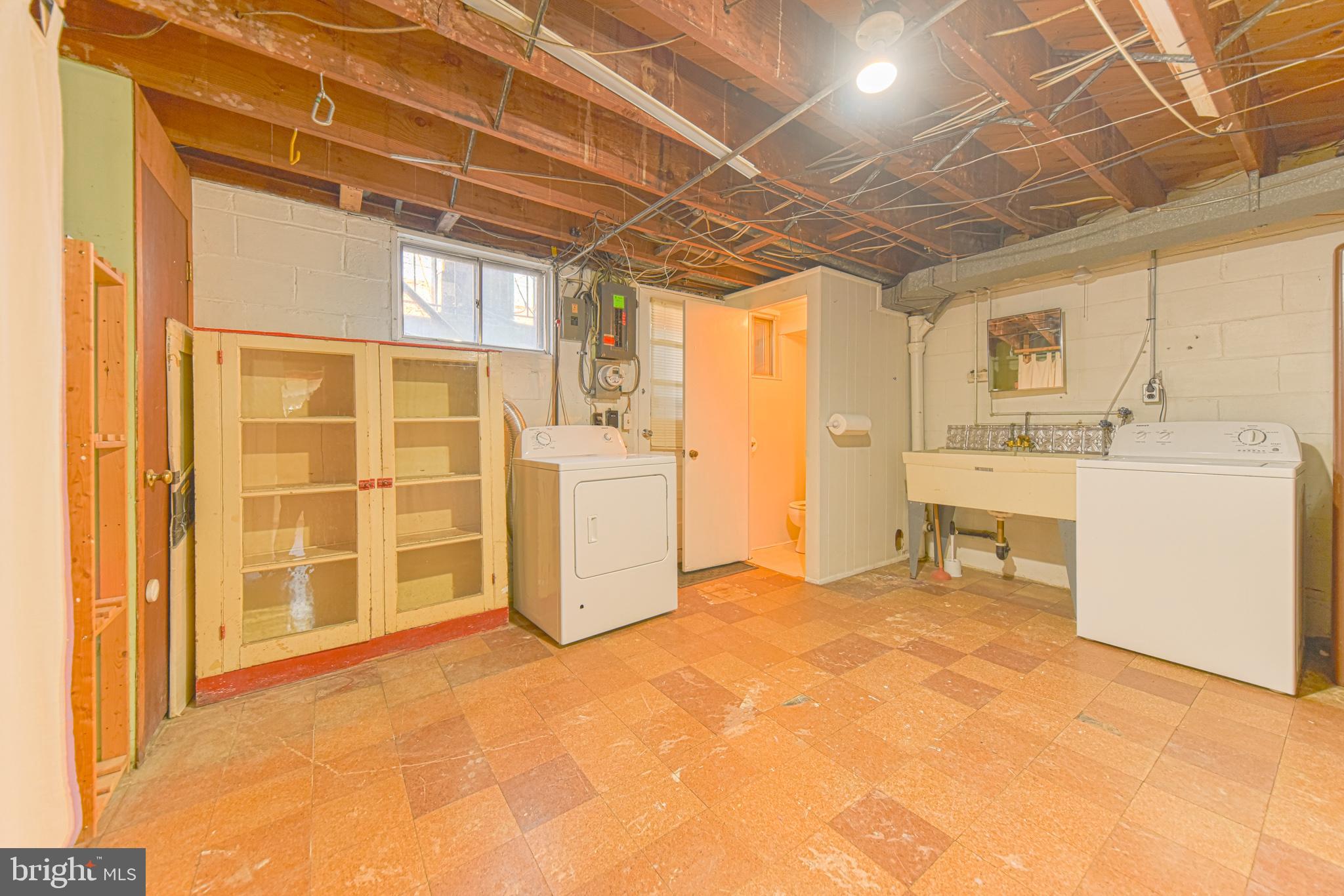 MAIDEN CHOICE VILLAGE - Residential Lease