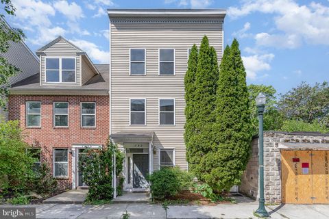 1732 LOGAN STREET HARRISBURG PA 17102