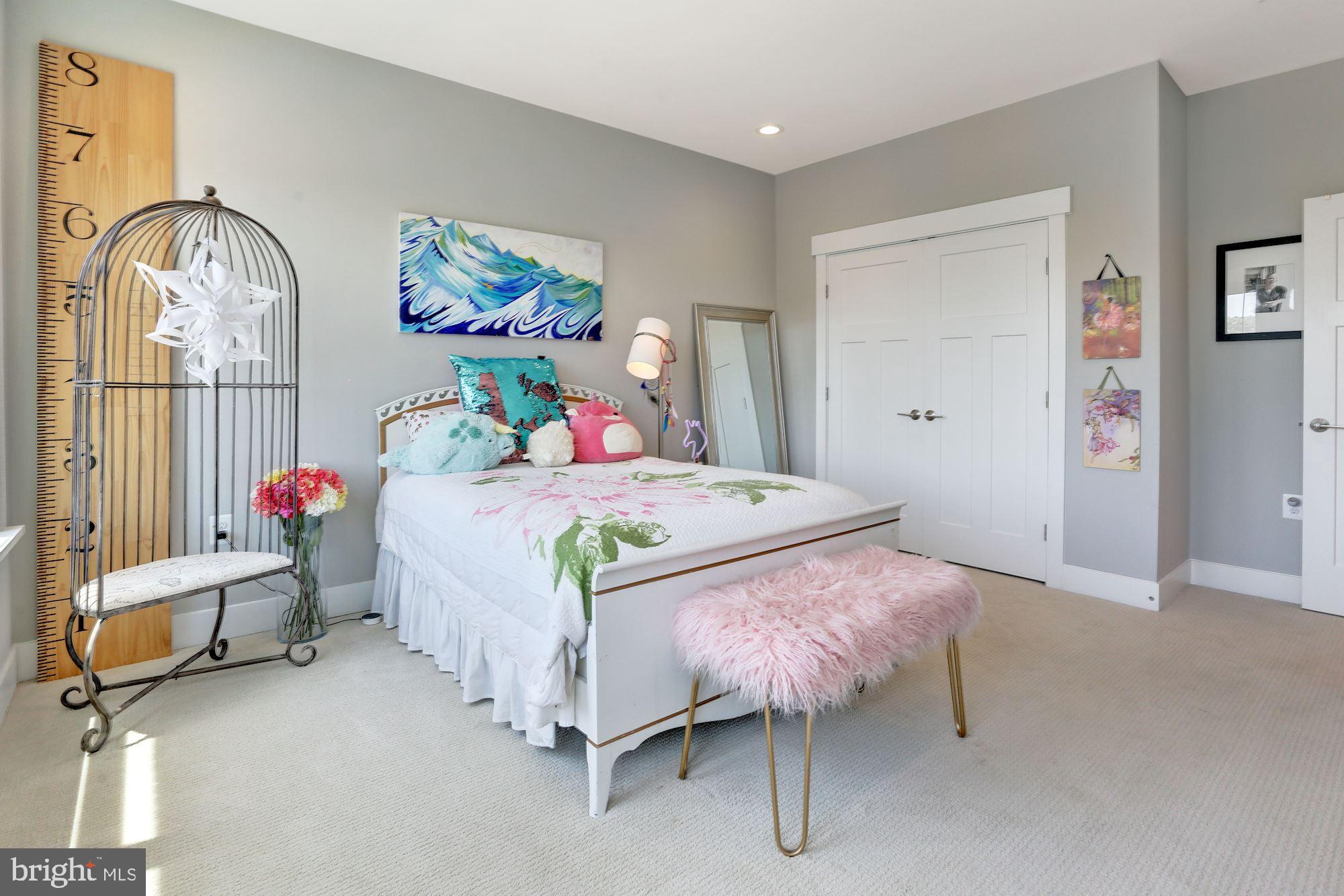 JUNCTION SQUARE - Residential Lease