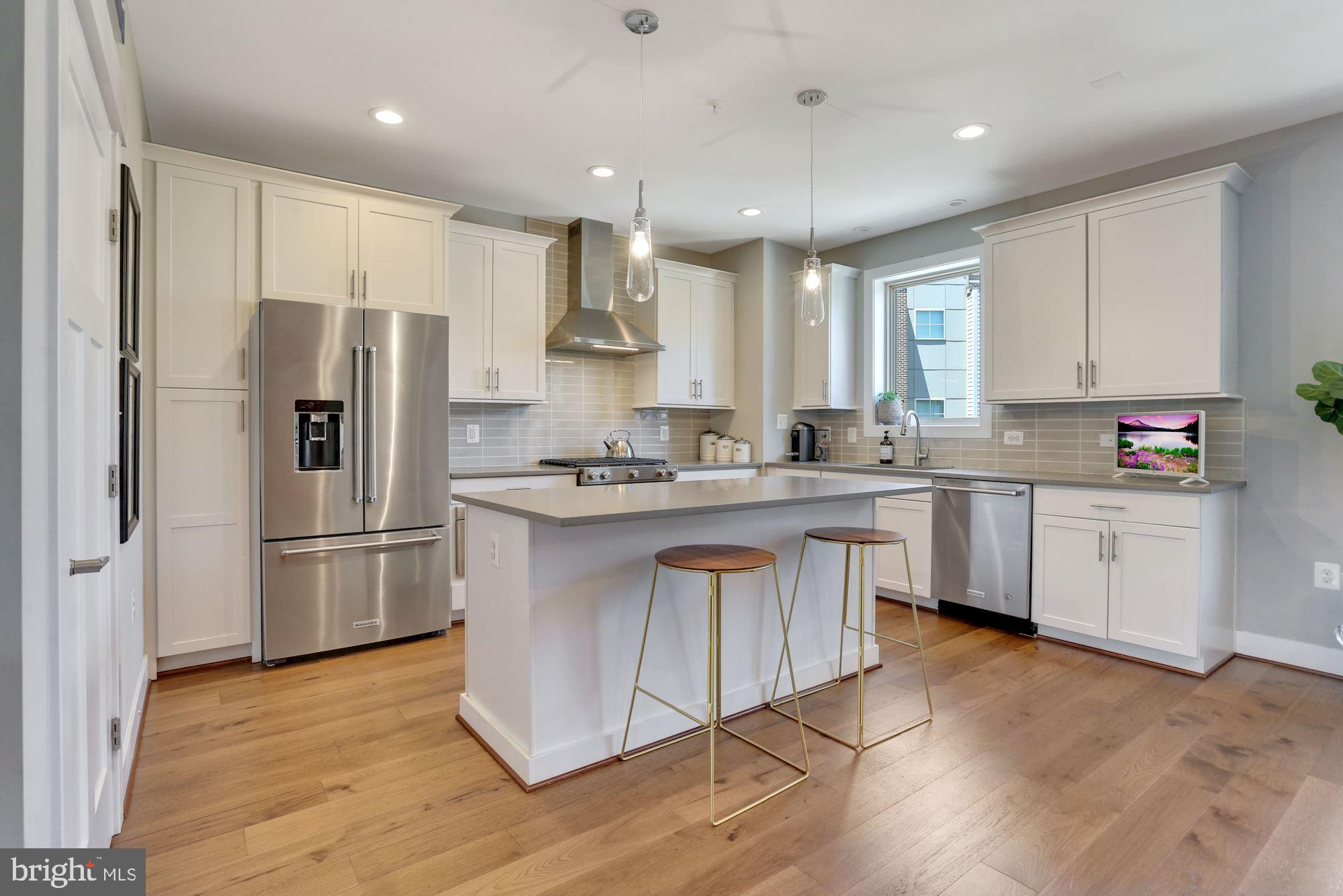 JUNCTION SQUARE - Residential Lease