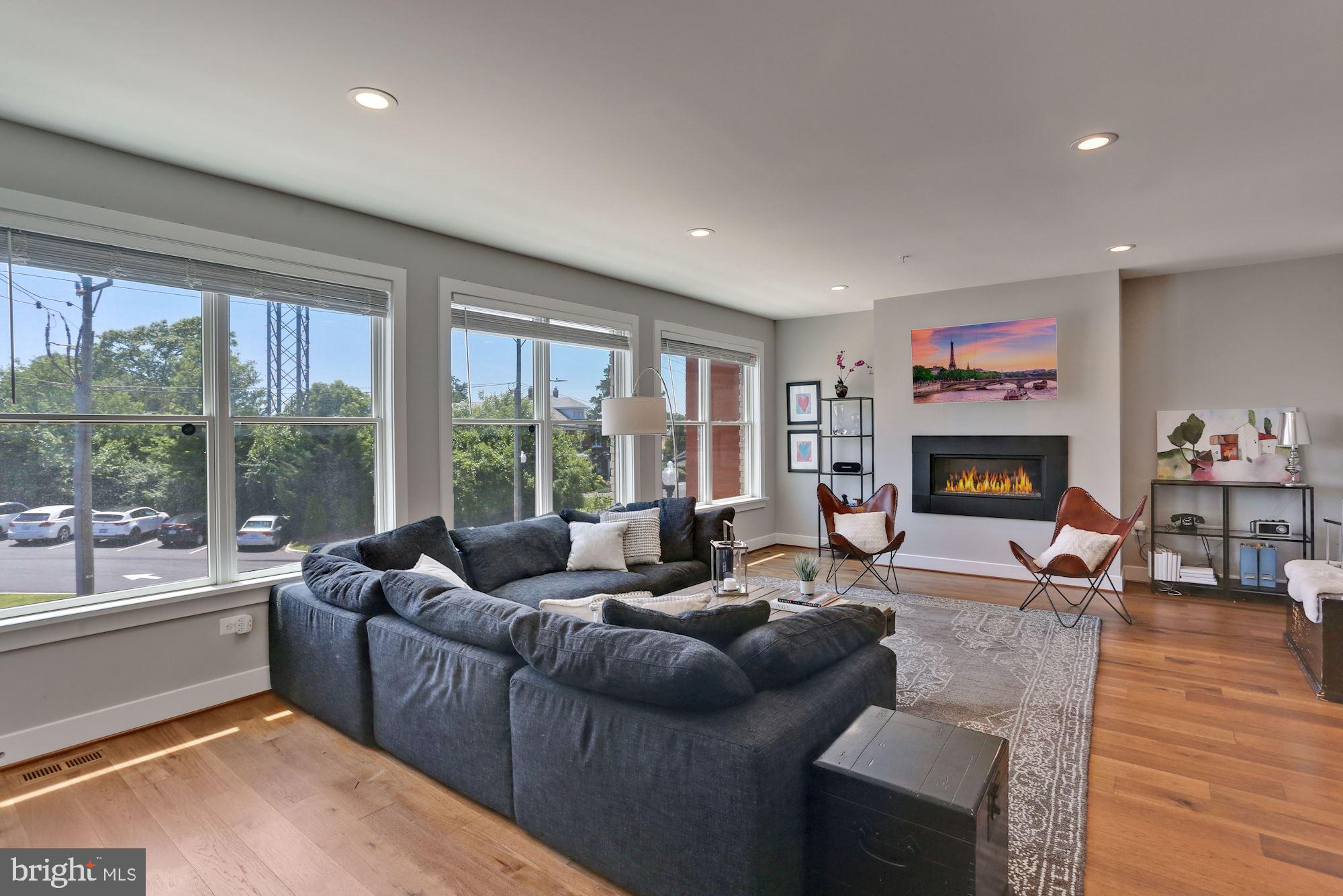 JUNCTION SQUARE - Residential Lease