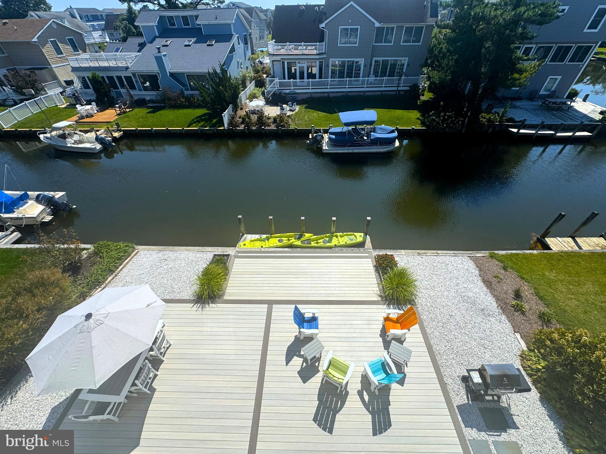 SANDPIPER CANAL - Residential