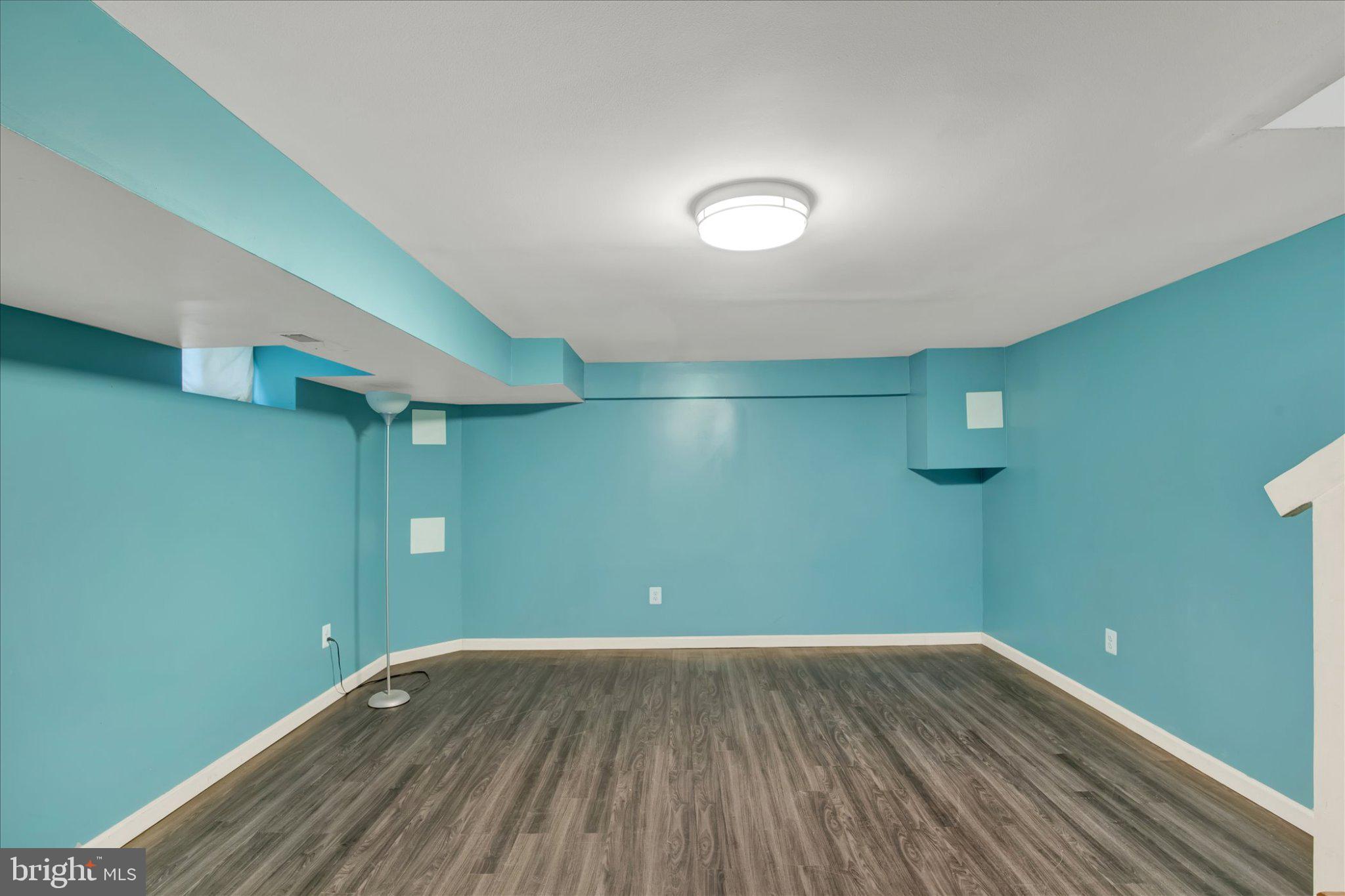 MIDDLESEX - Residential