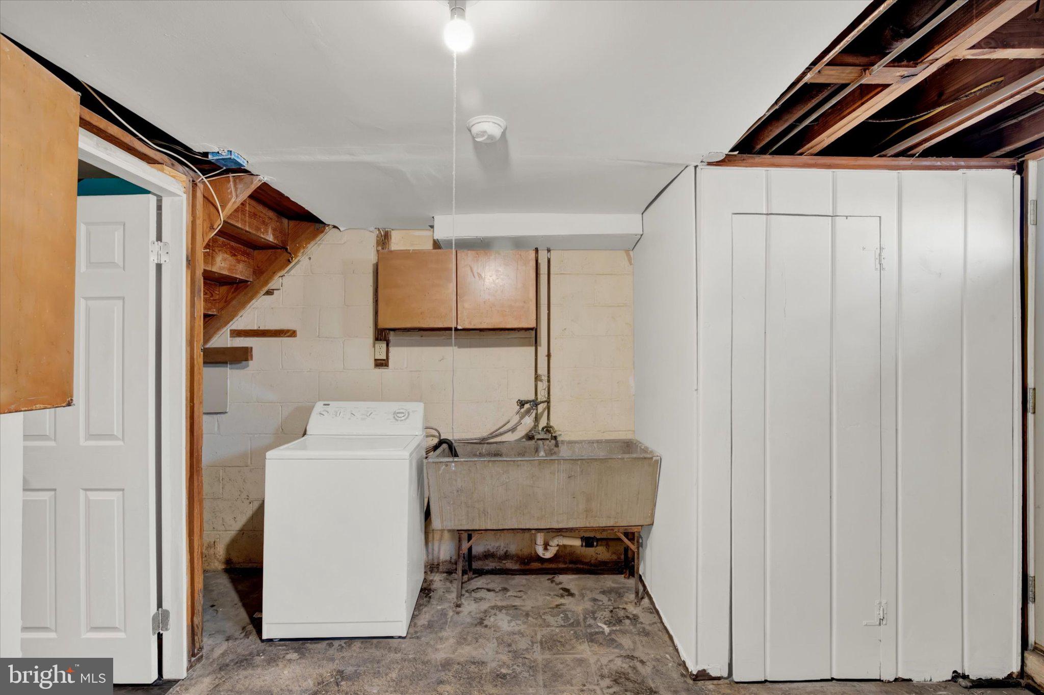 MIDDLESEX - Residential