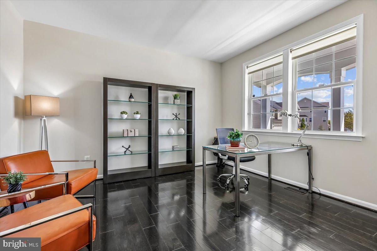 427 CLOVERLY FOREST DRIVE