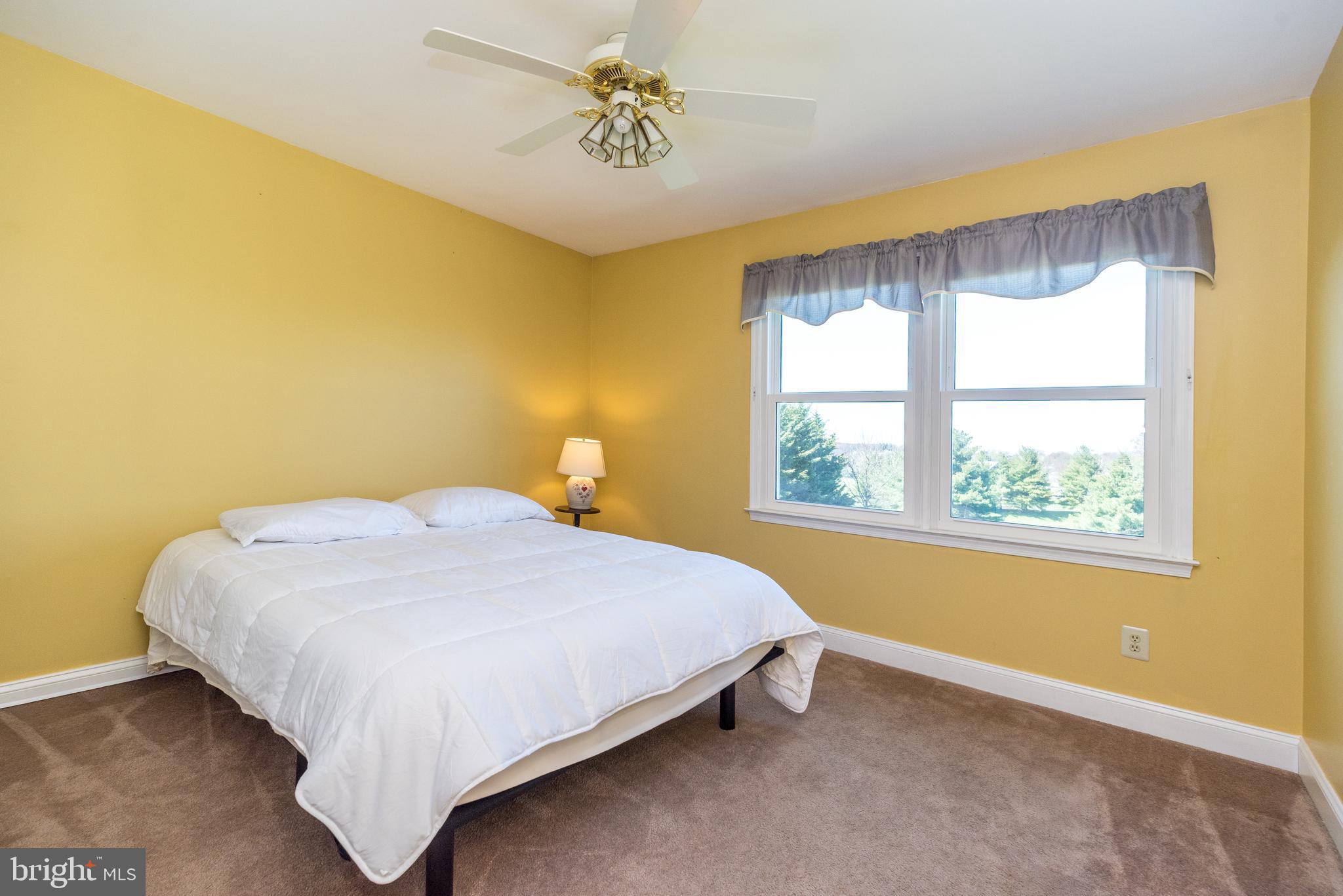 NORTHAMPTON CHASE - Residential