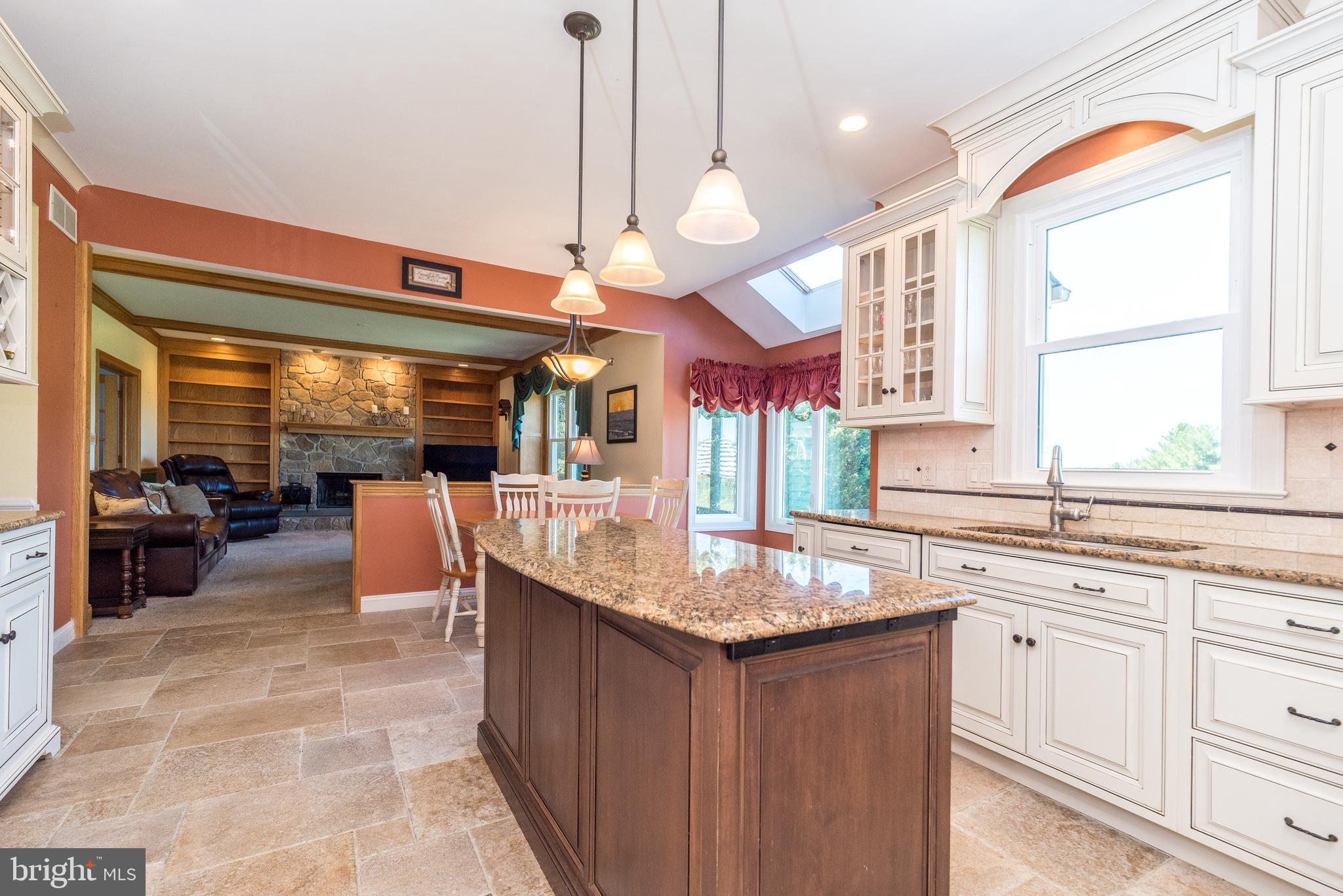 NORTHAMPTON CHASE - Residential