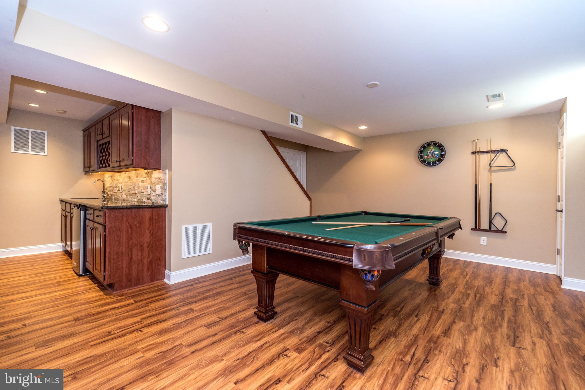 NORTHAMPTON CHASE - Residential