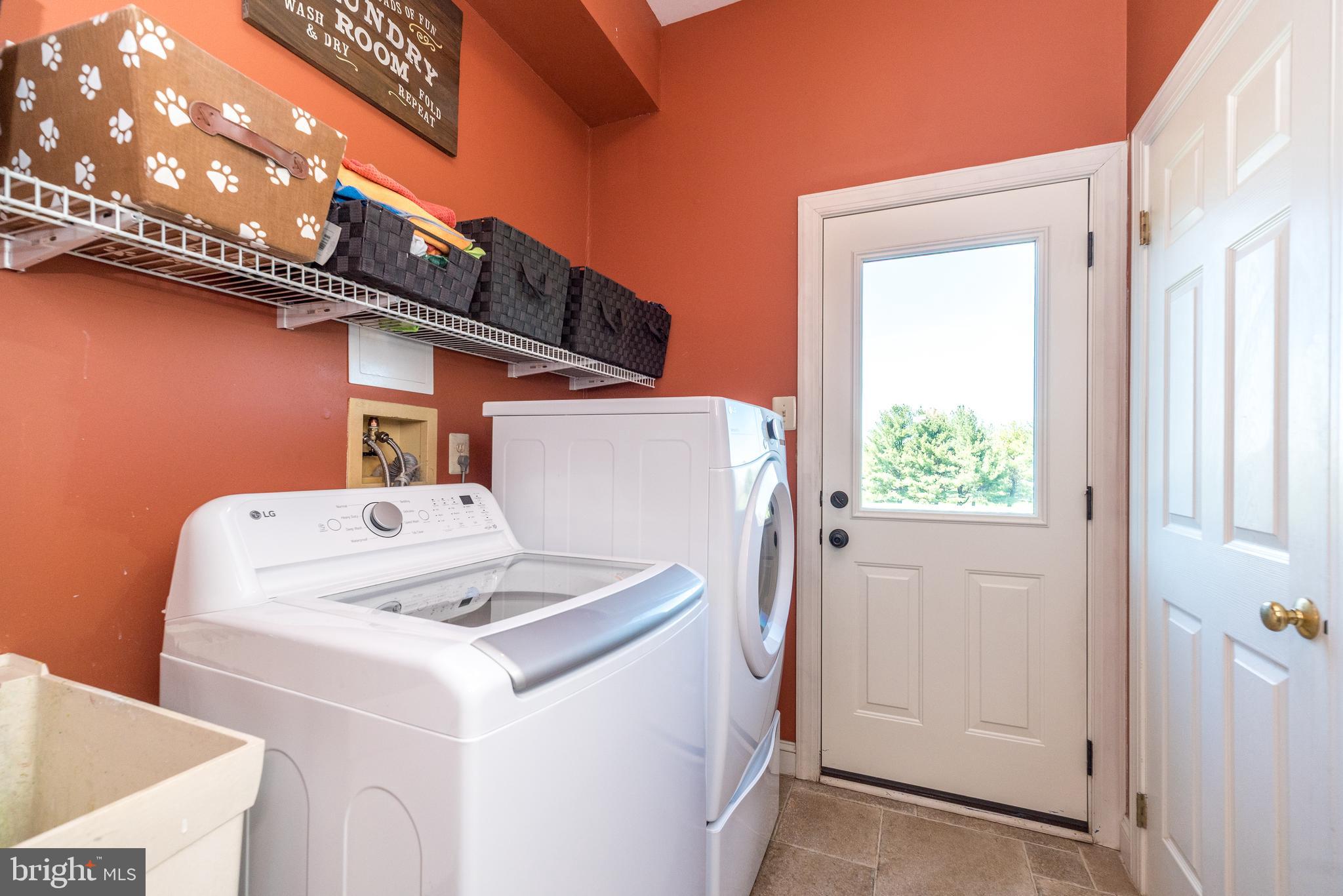 NORTHAMPTON CHASE - Residential