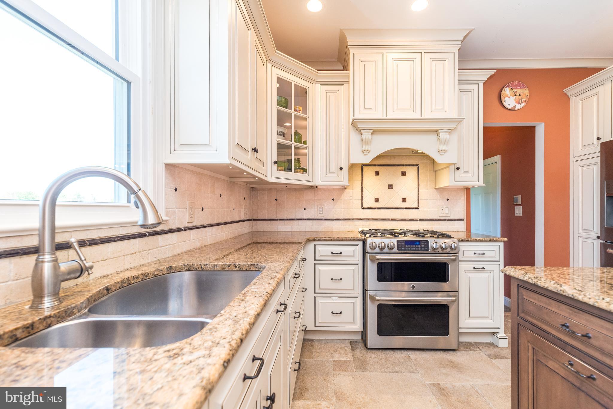 NORTHAMPTON CHASE - Residential