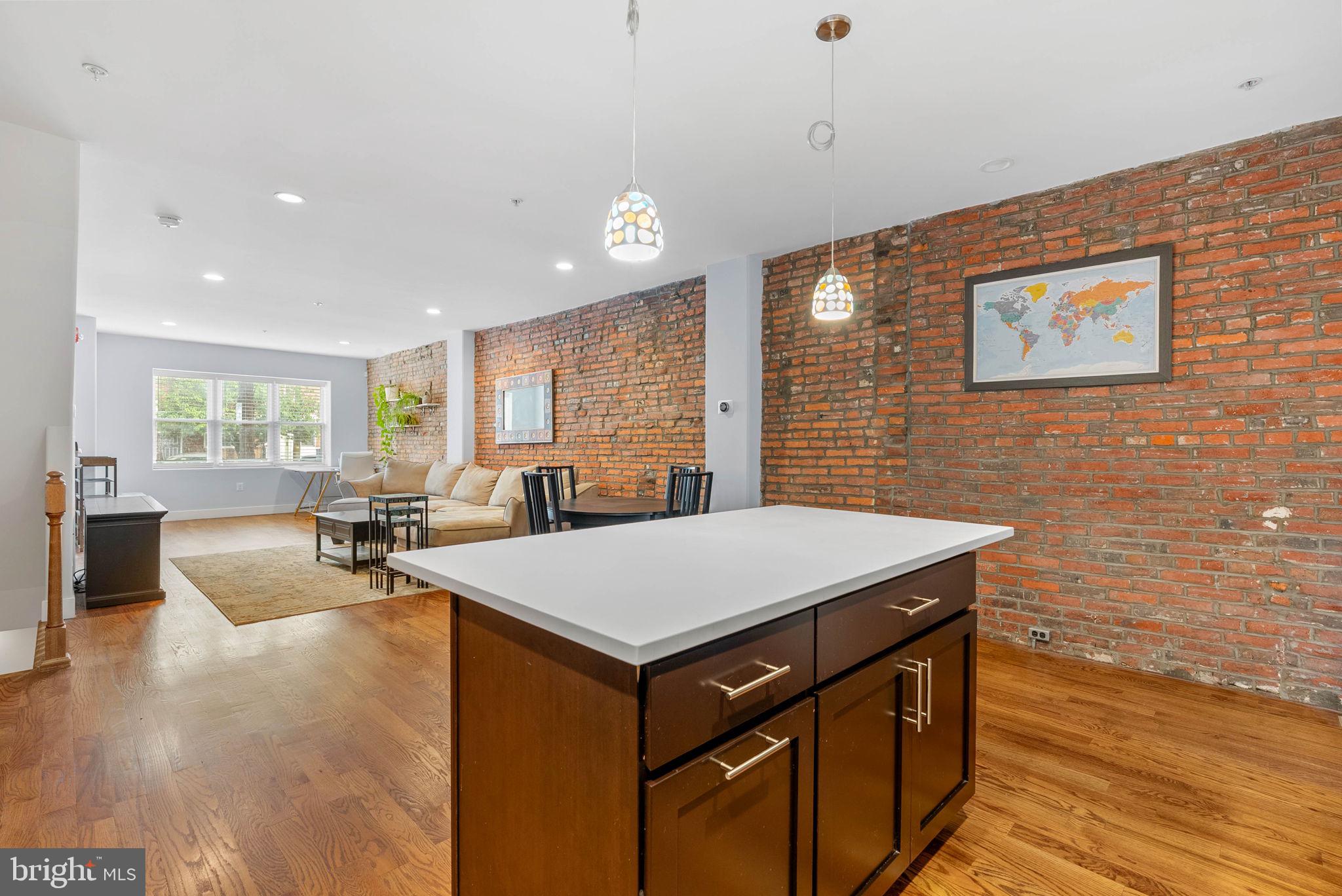 BELLA VISTA - Residential