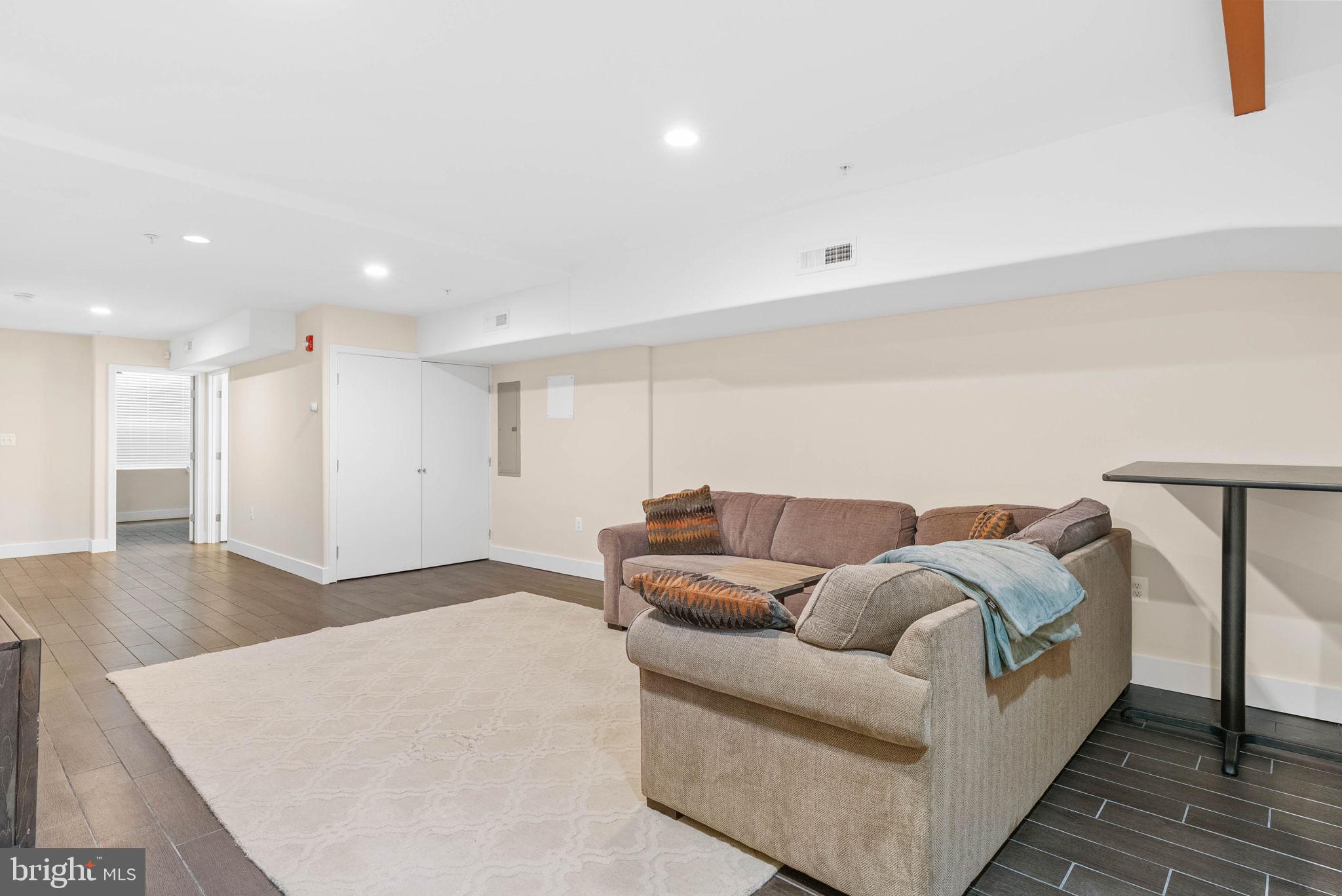 BELLA VISTA - Residential