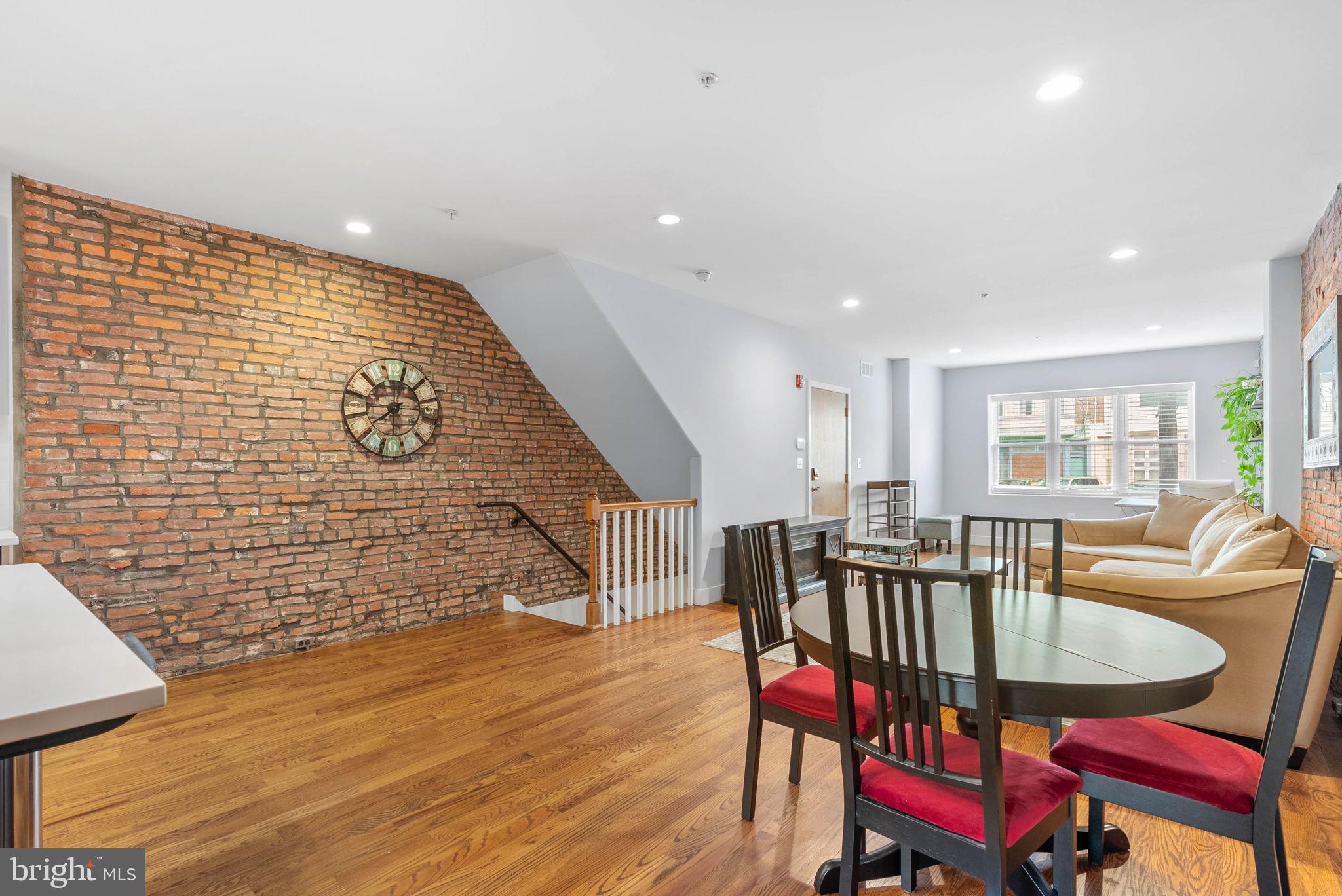 BELLA VISTA - Residential