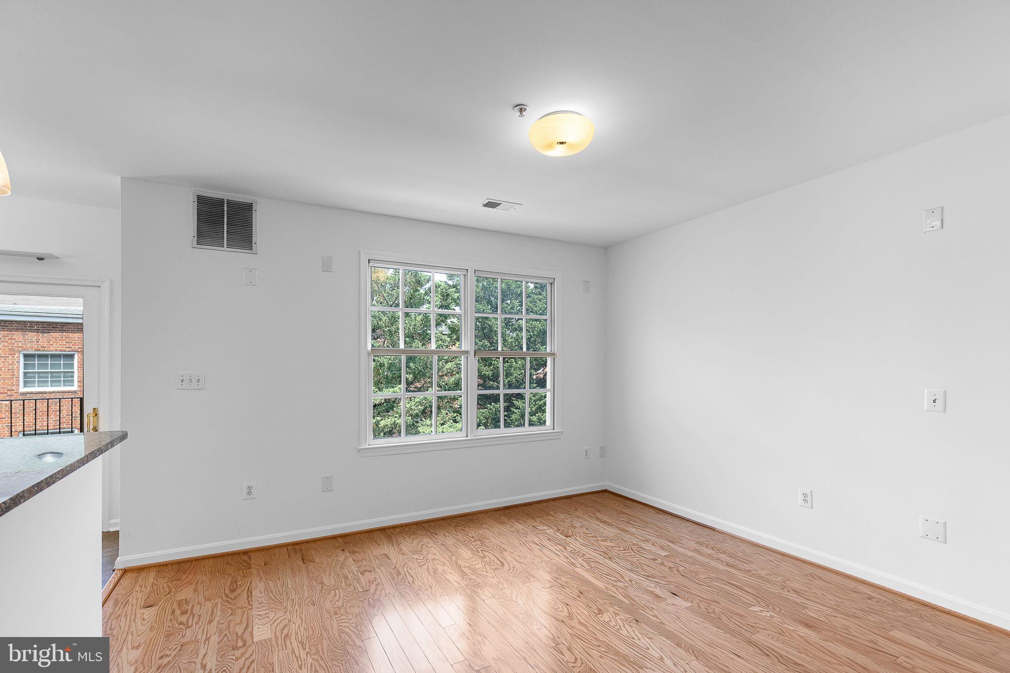 OLD TOWN GREENS - Residential