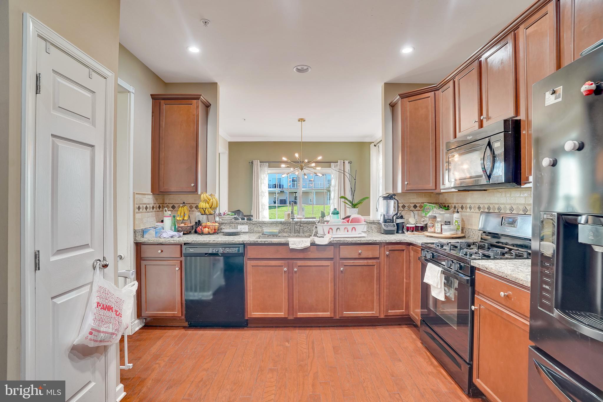 APPLECROSS - Residential Lease