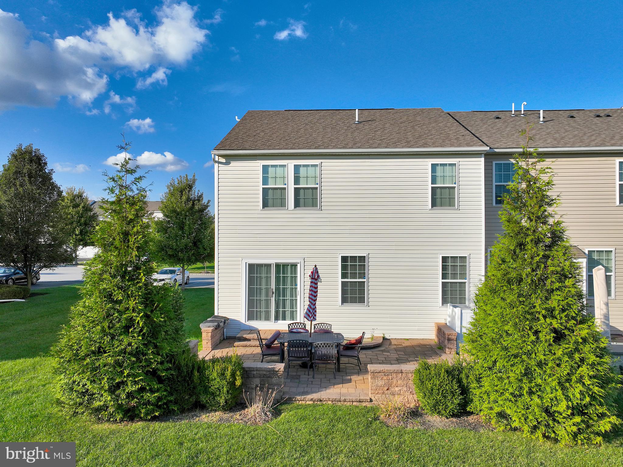 APPLECROSS - Residential Lease