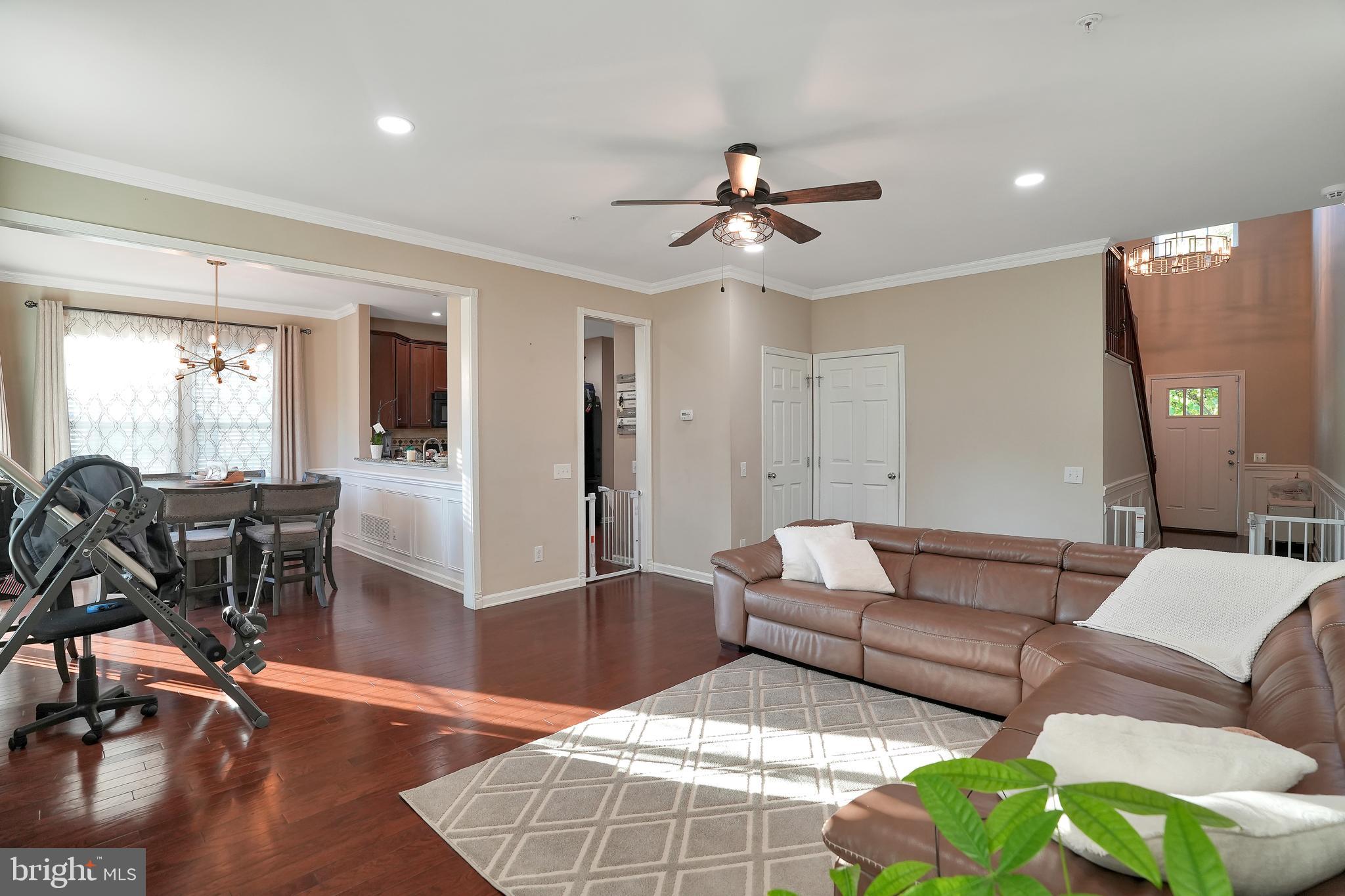 APPLECROSS - Residential Lease