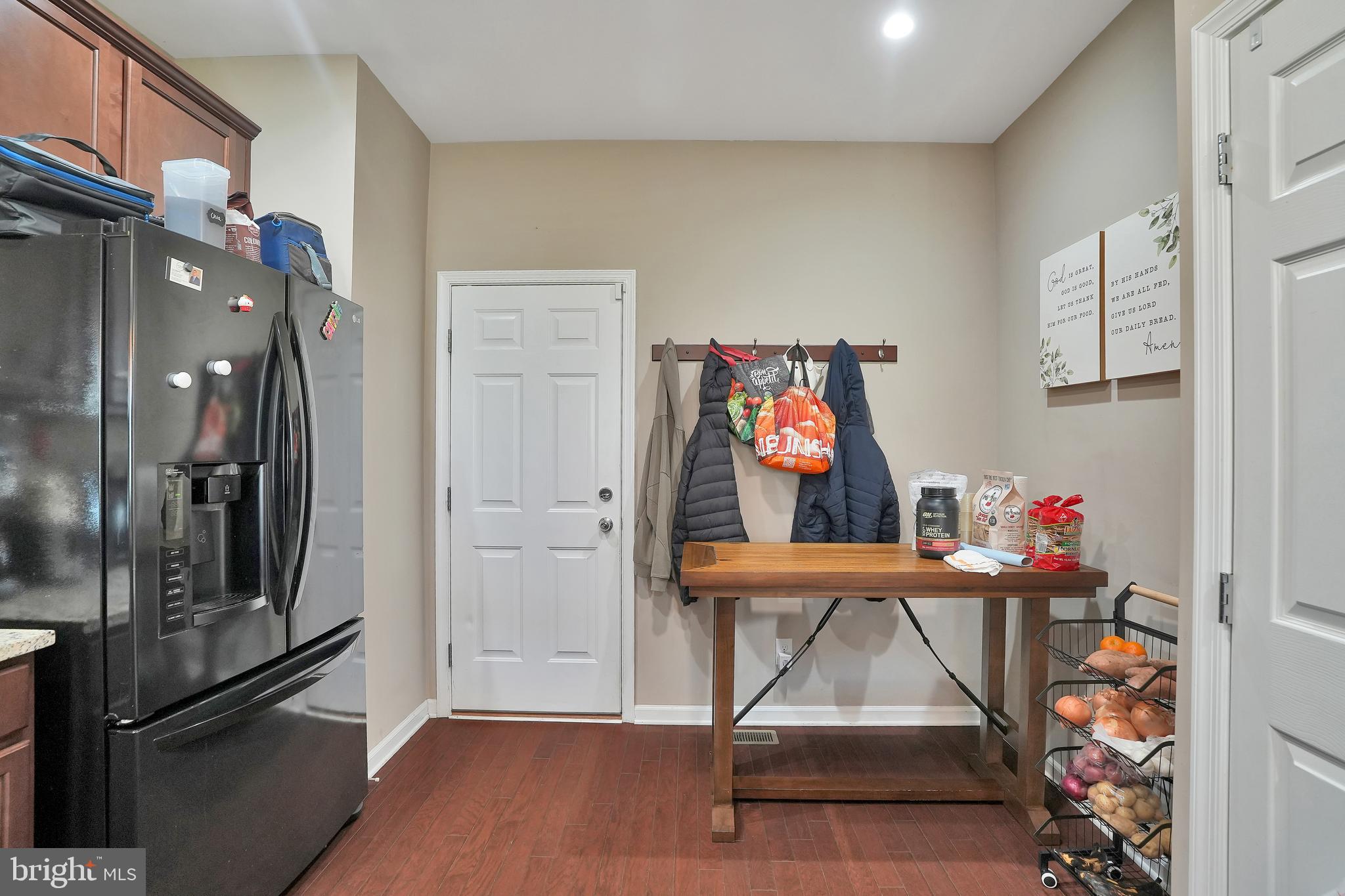 APPLECROSS - Residential Lease