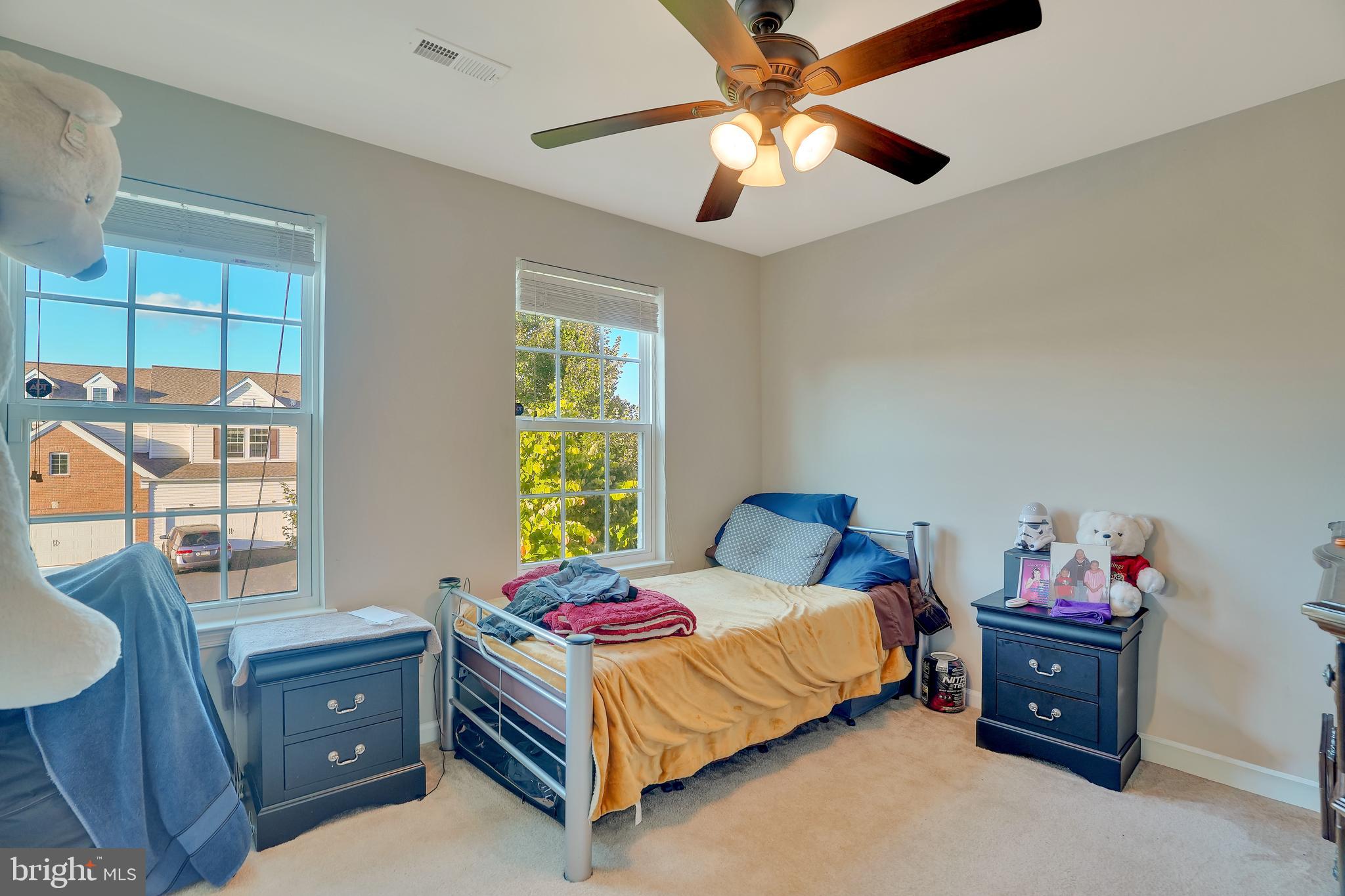 APPLECROSS - Residential Lease